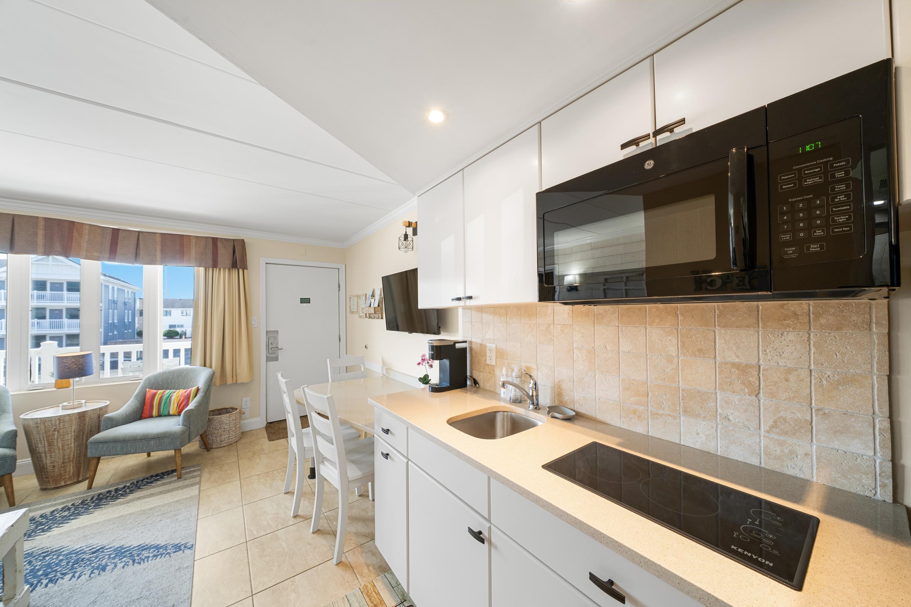 7888 Dune Drive - Picture 15