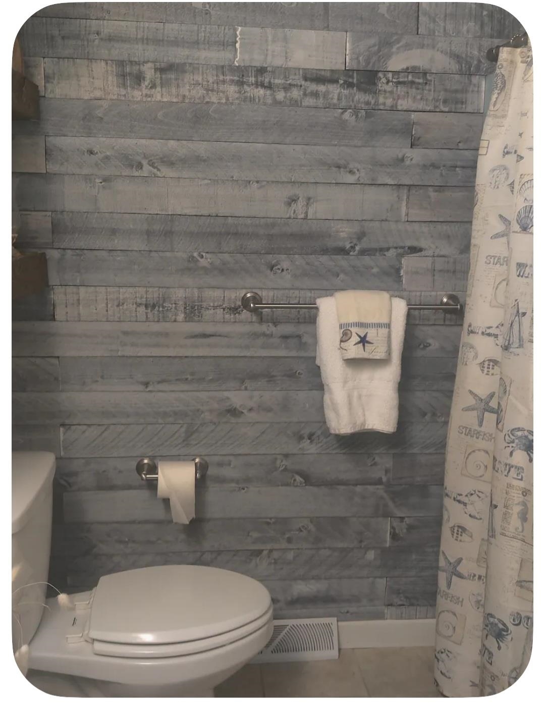 644 W Pine - Picture 17