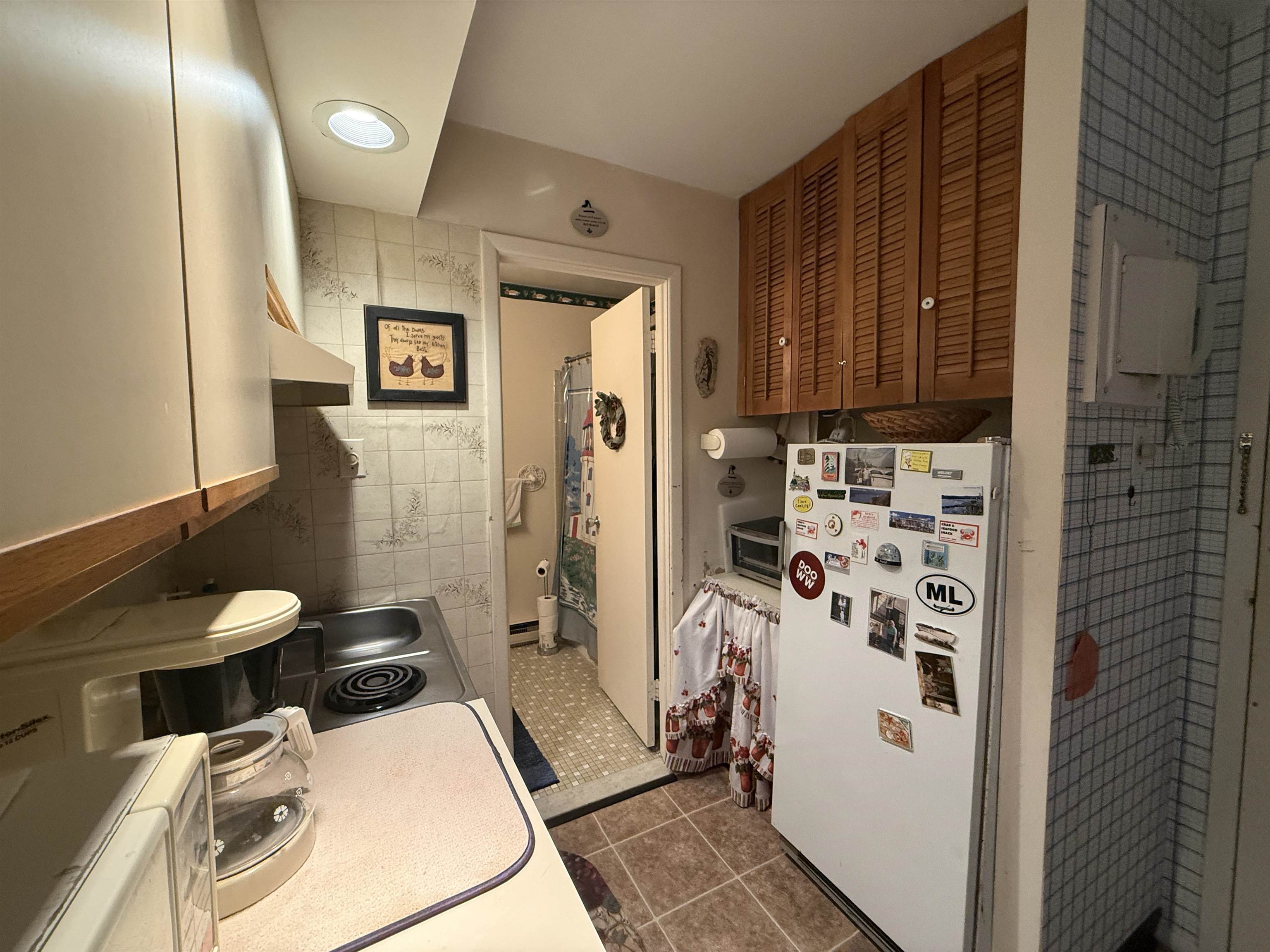 725 Allen Drive - Picture 9