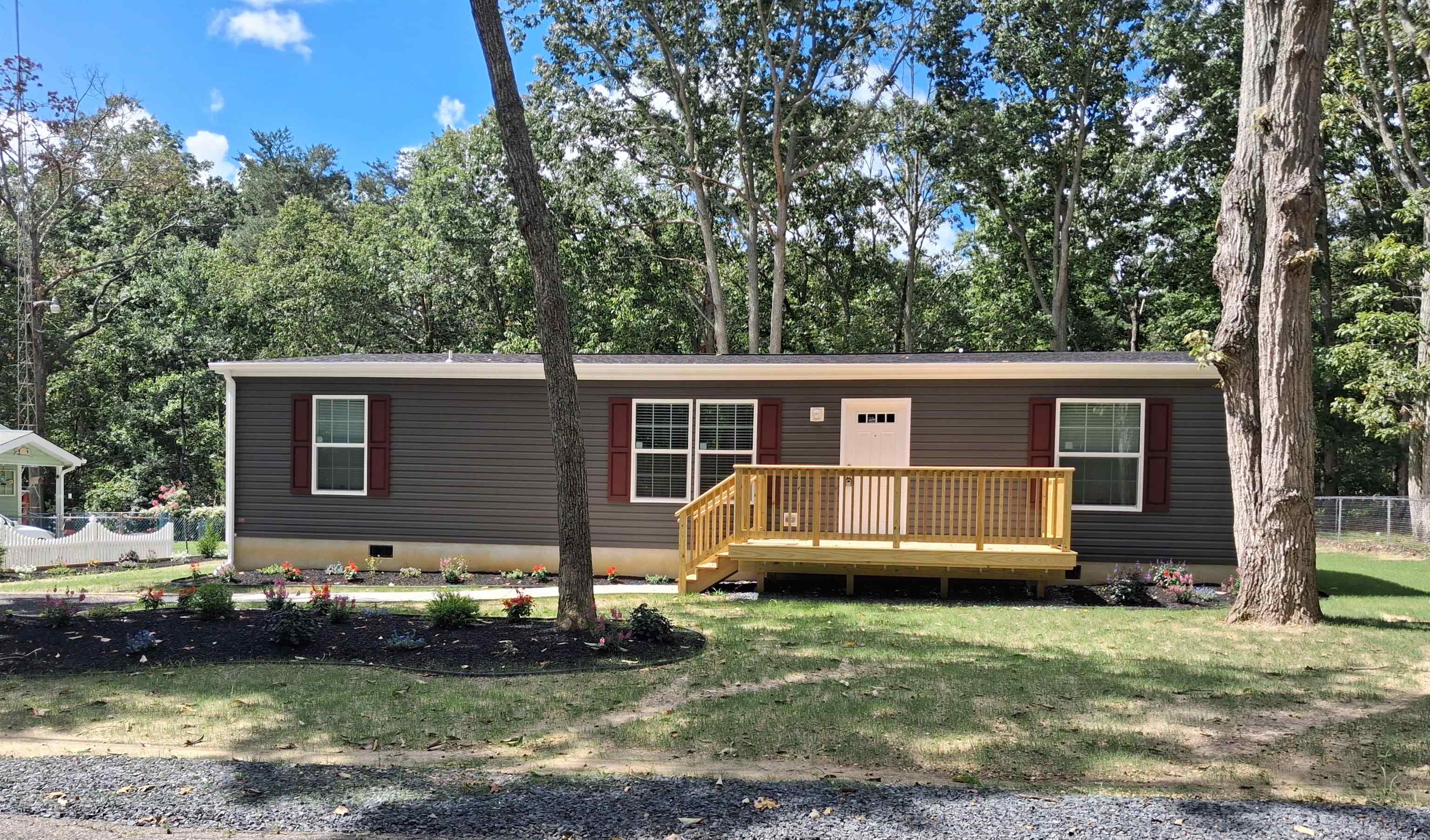 7045 Charles Place - Millville