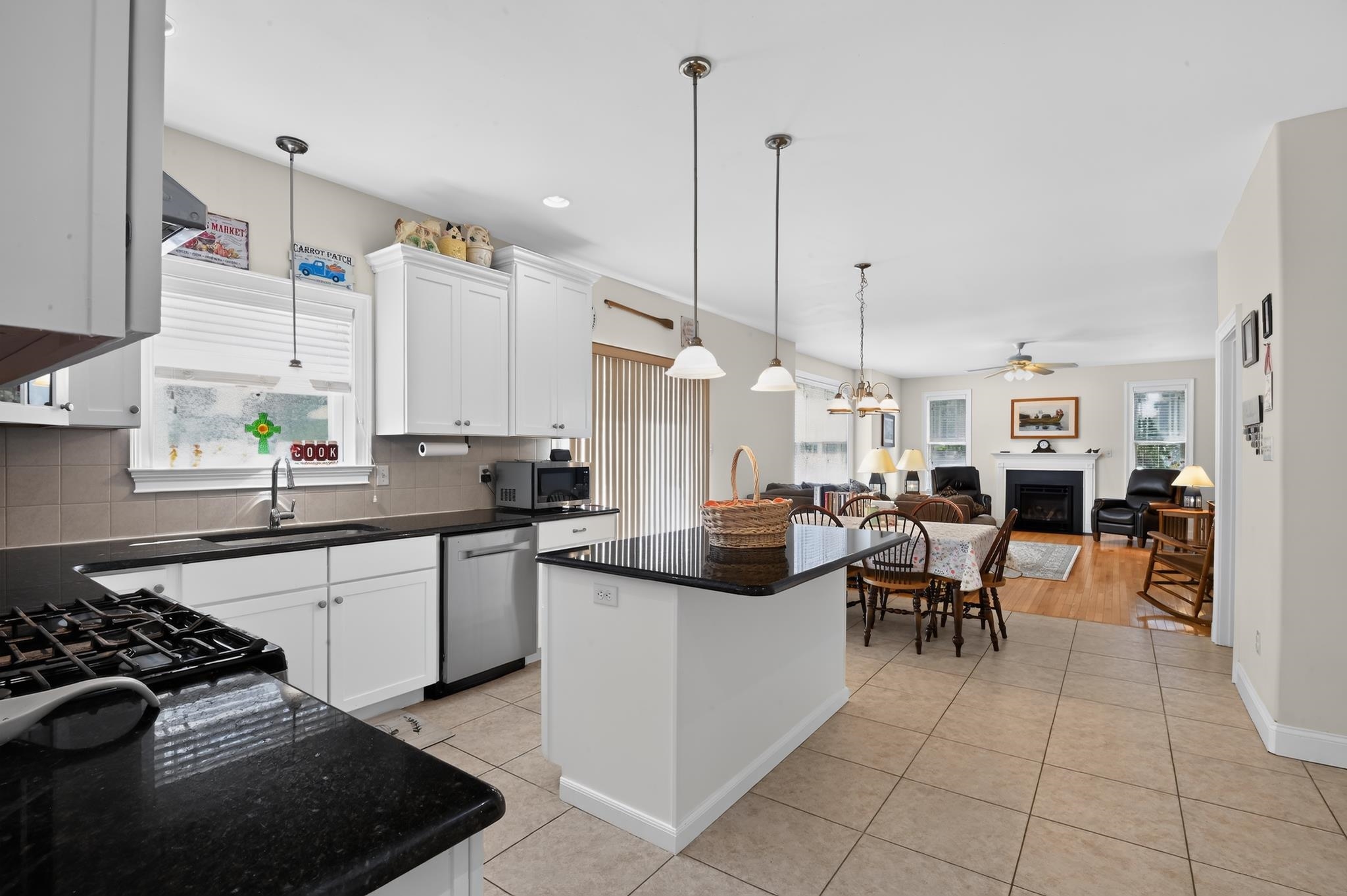 8 Galloping Way