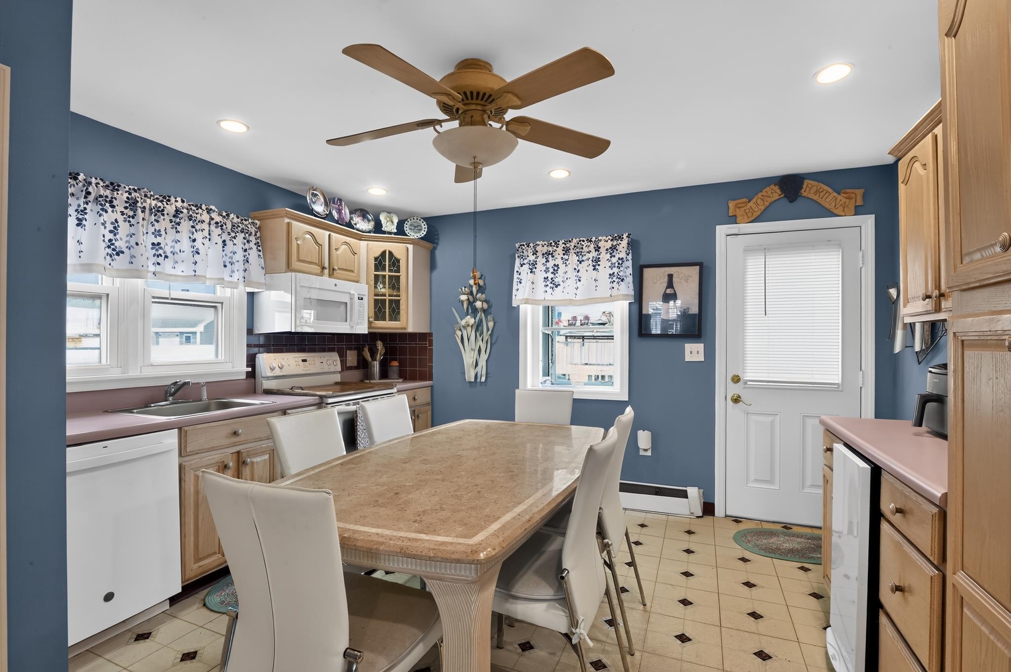 219 W 11th Avenue