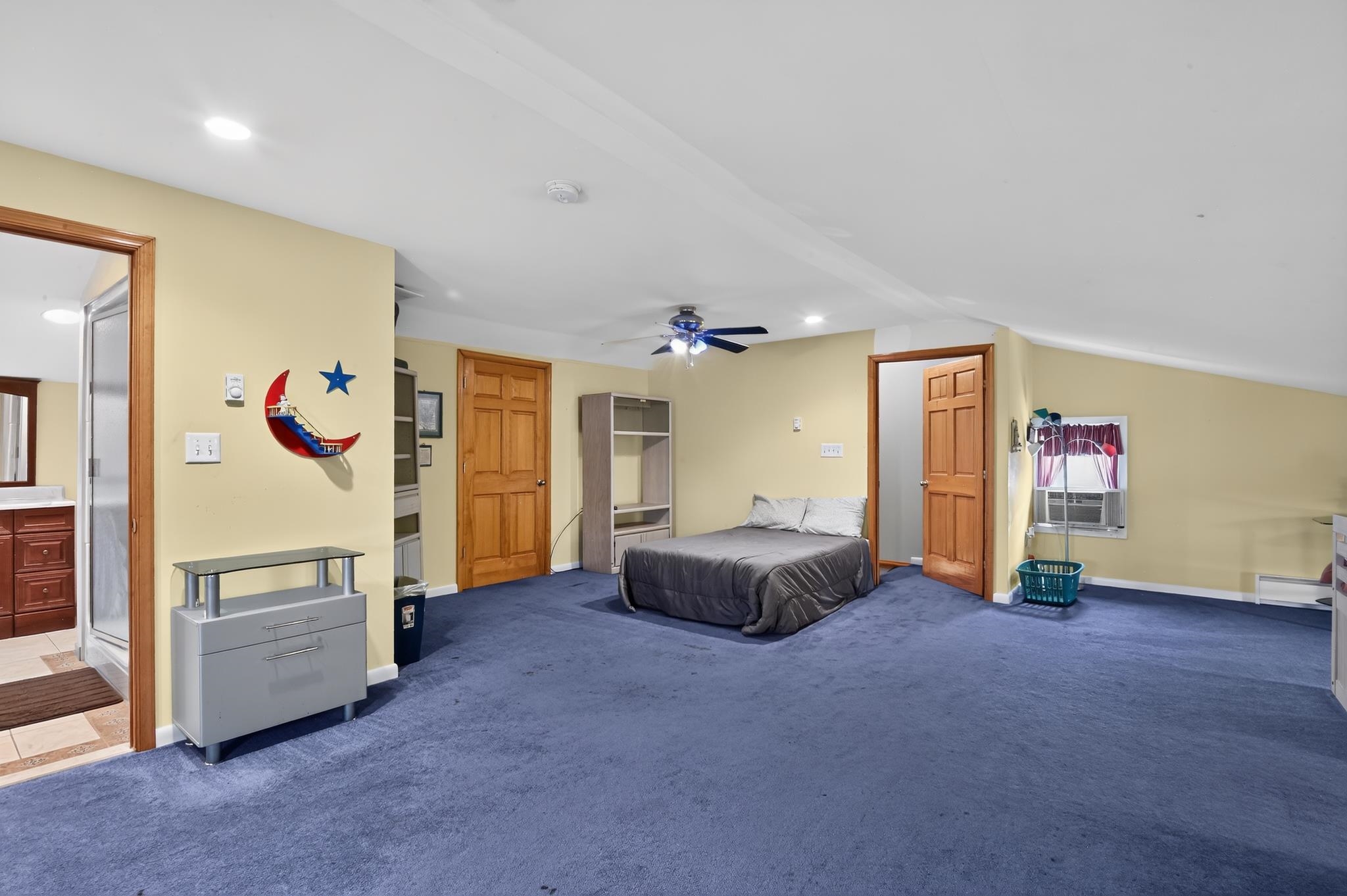 219 W 11th Avenue