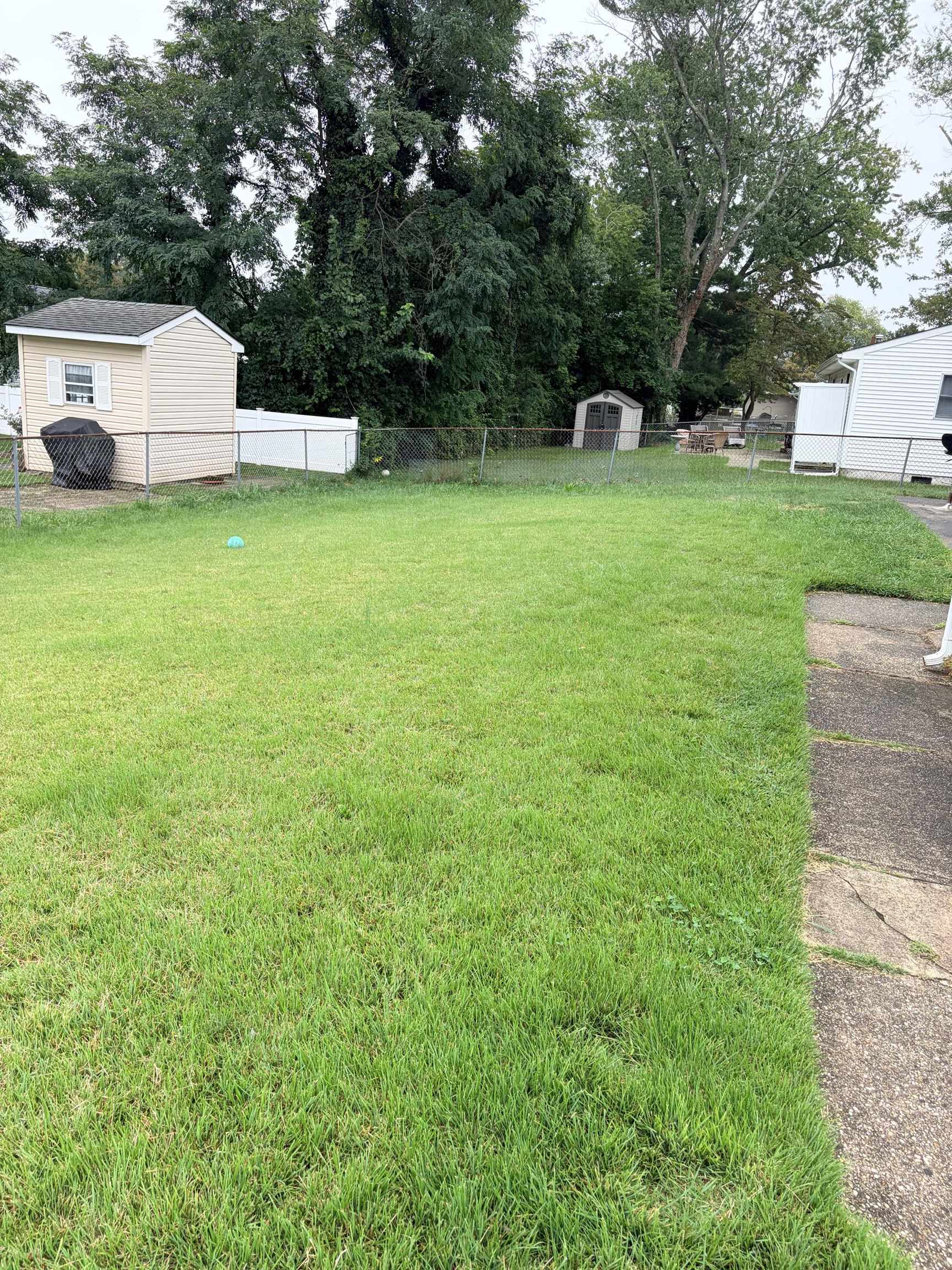 93 W Laurel Drive