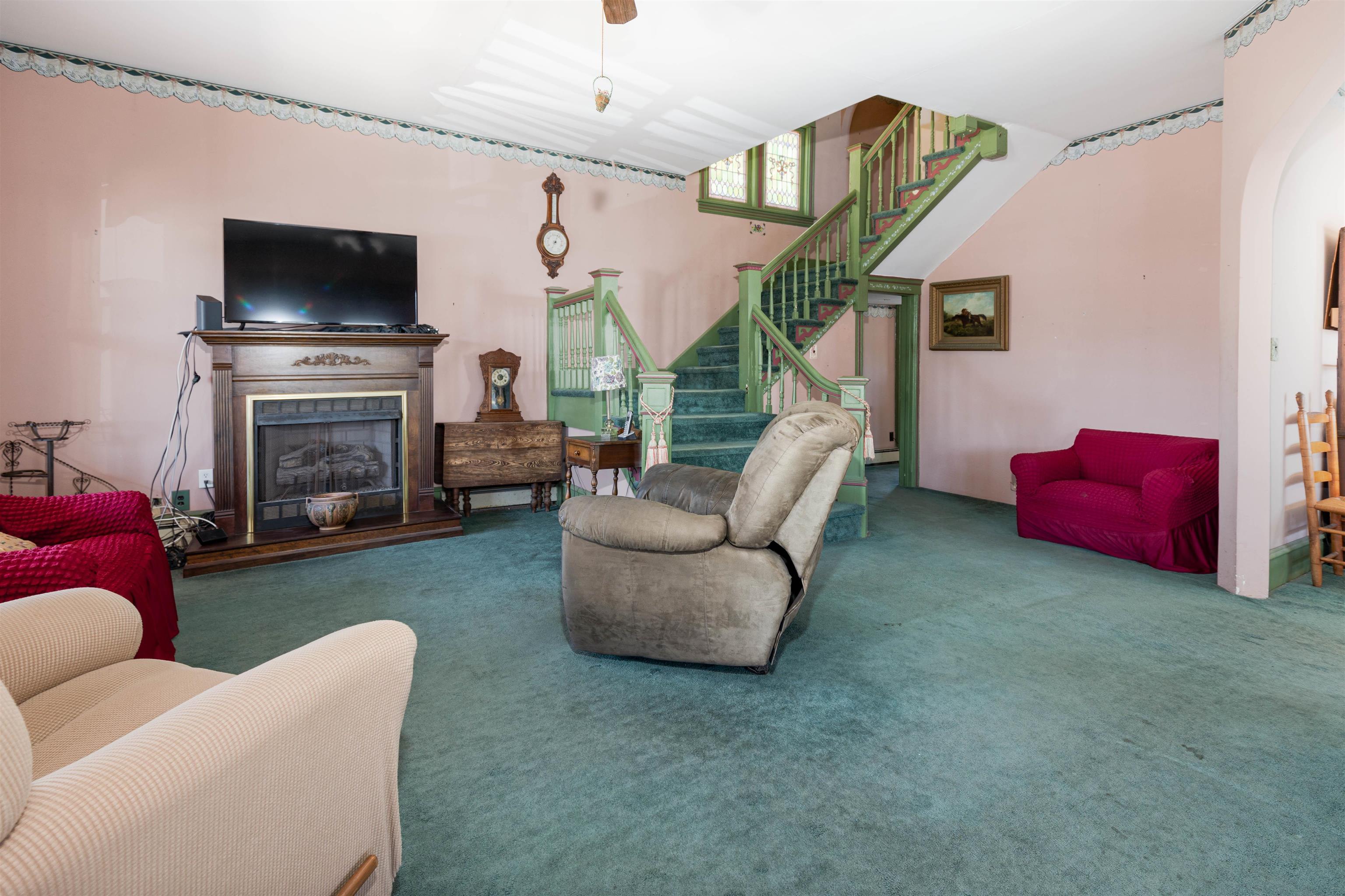 217 E 24th Avenue