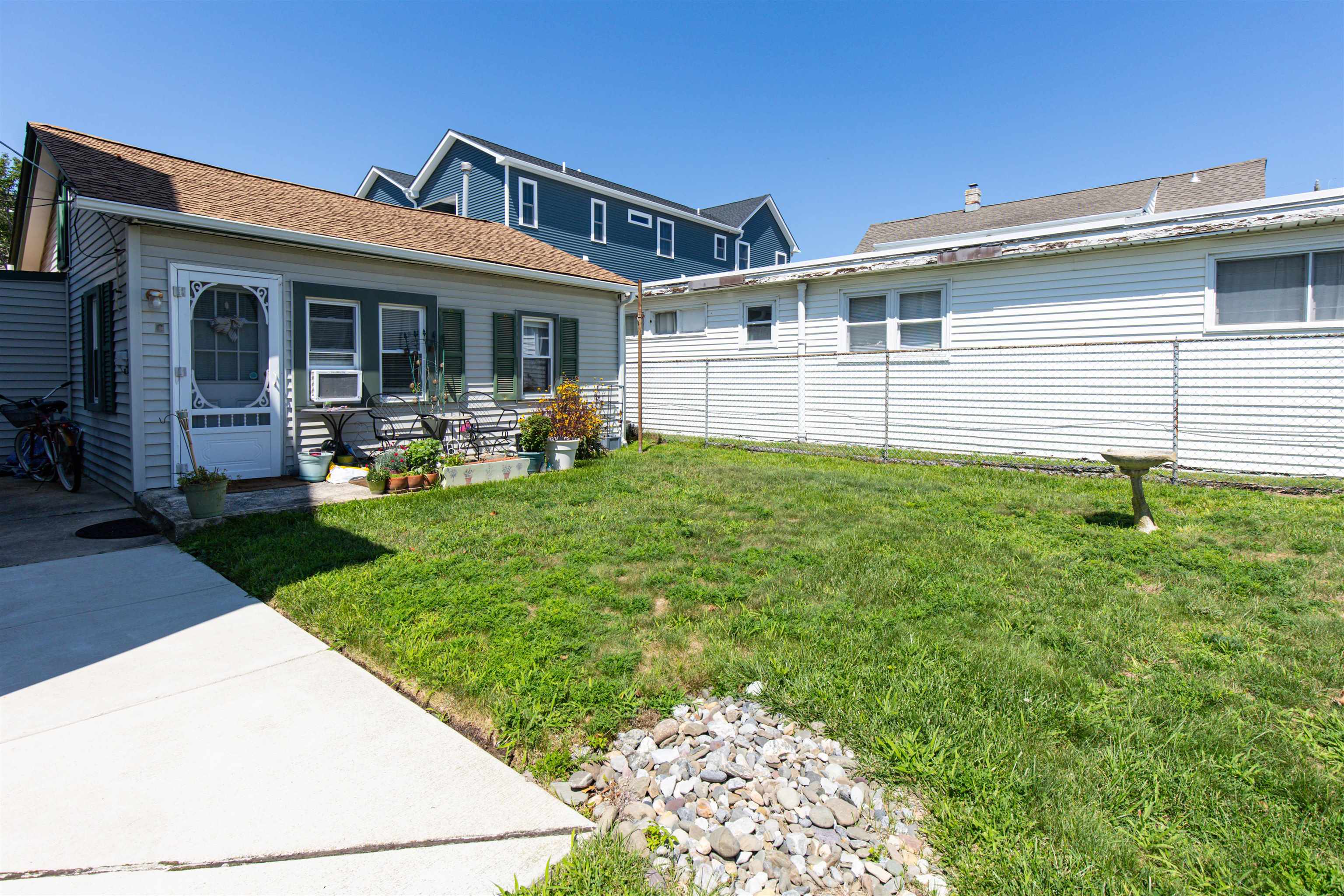 217 E 24th Avenue