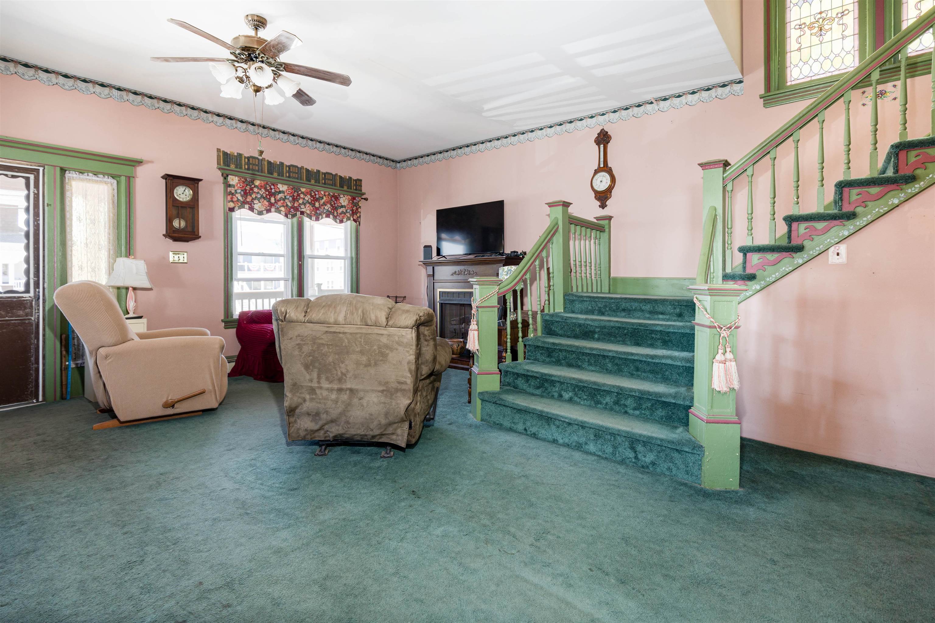 217 E 24th Avenue