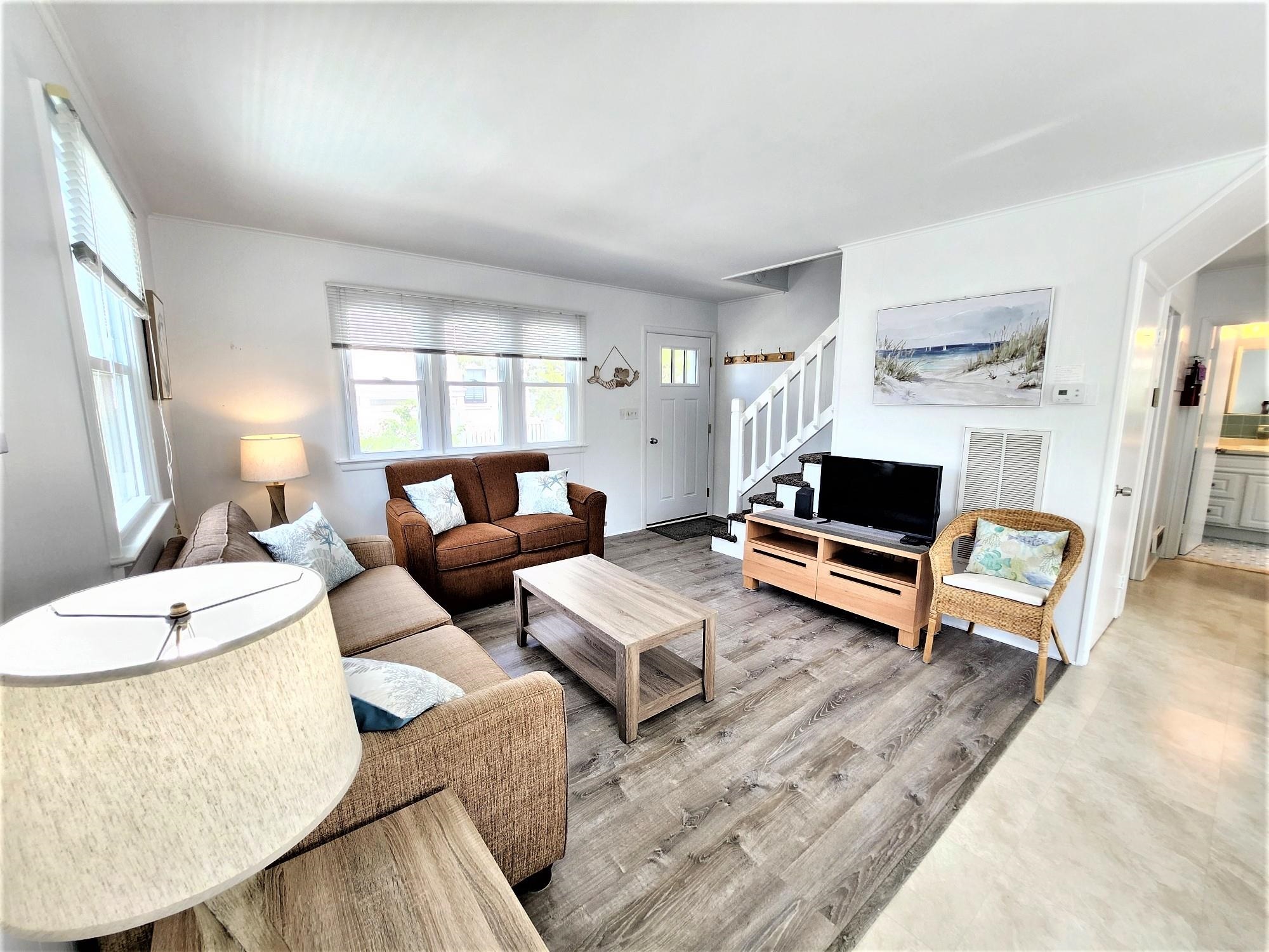 9903 Second Avenue - Picture 2