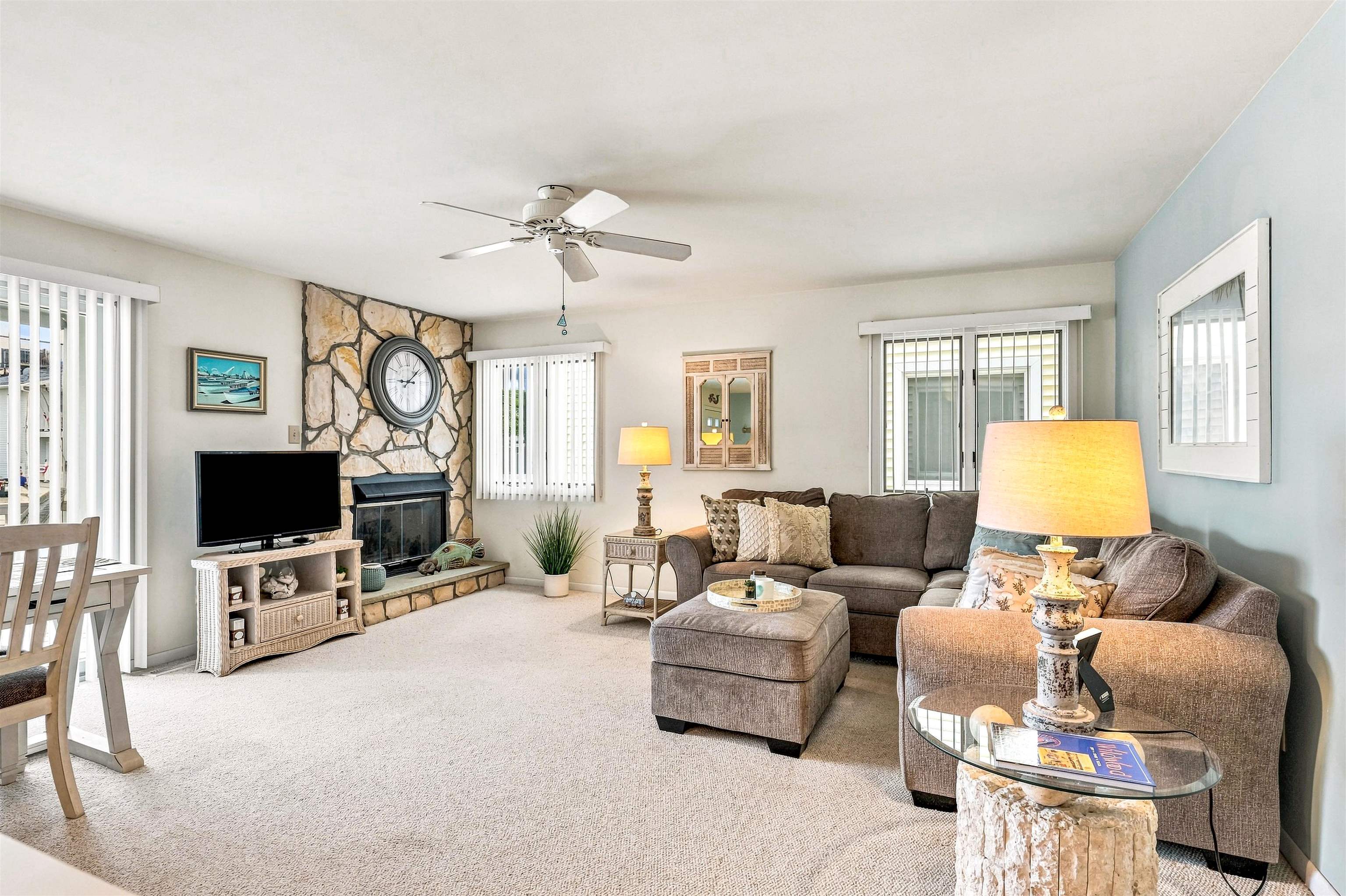 415 W Bennett Avenue - Picture 12