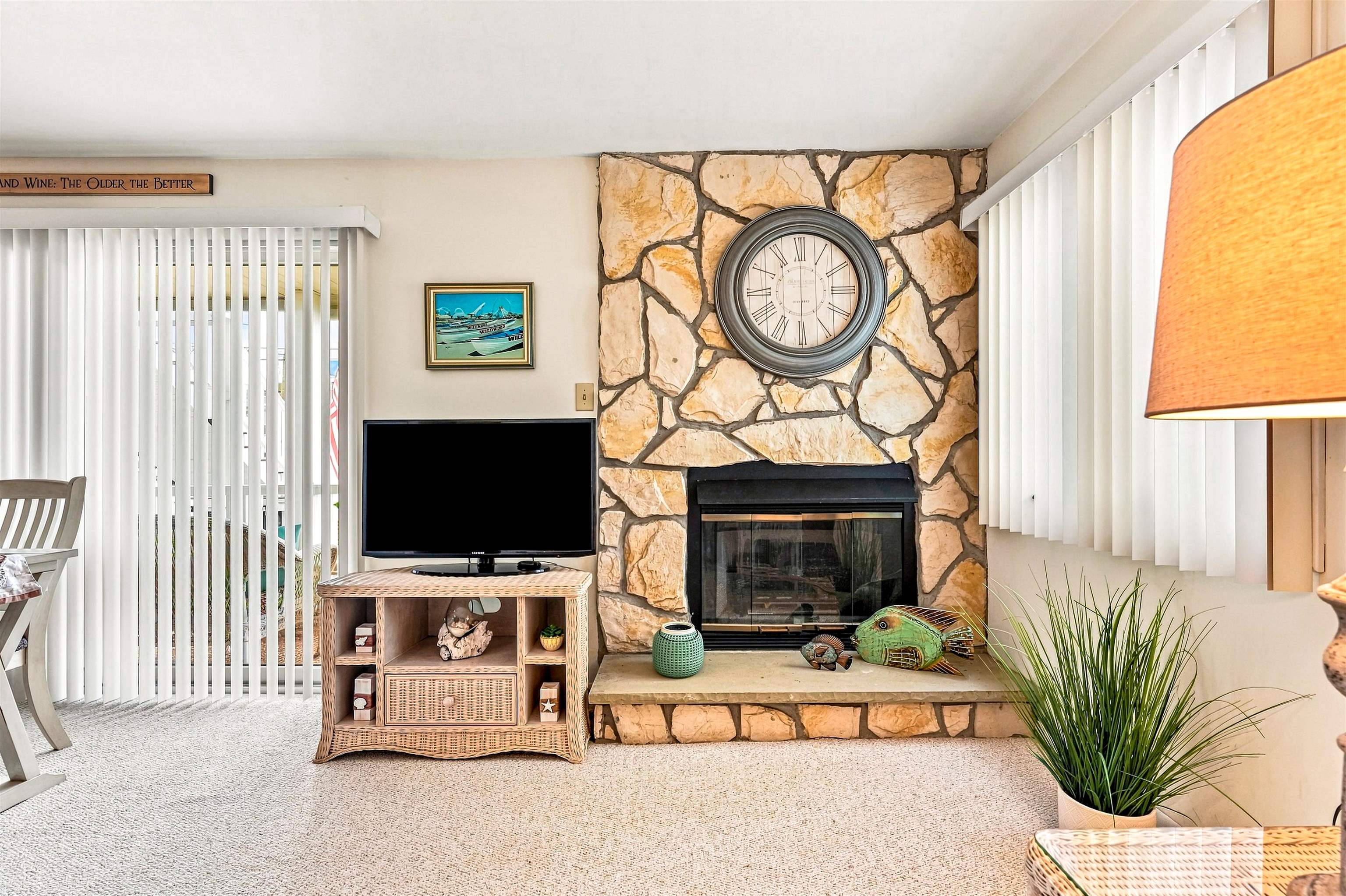 415 W Bennett Avenue - Picture 13