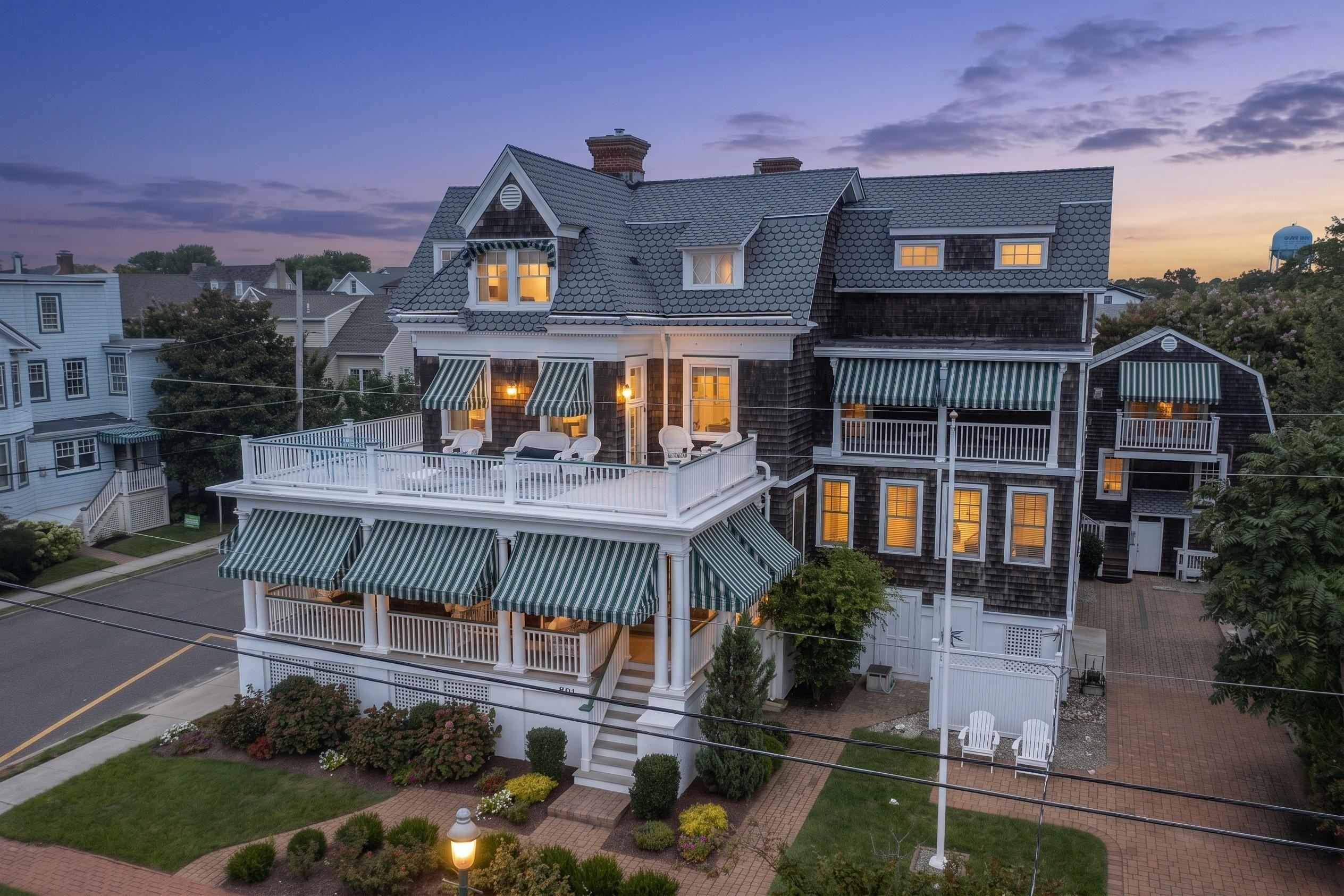 901 Stockton Avenue - Cape May