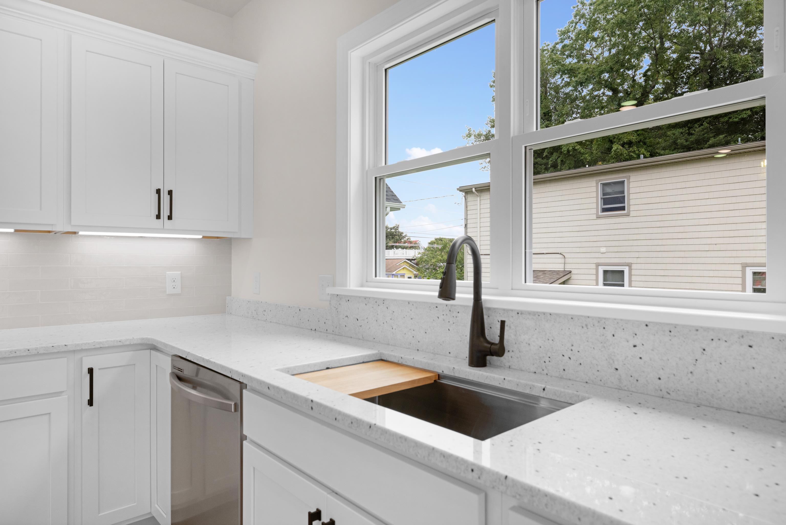 3901 Bay Drive - Picture 5