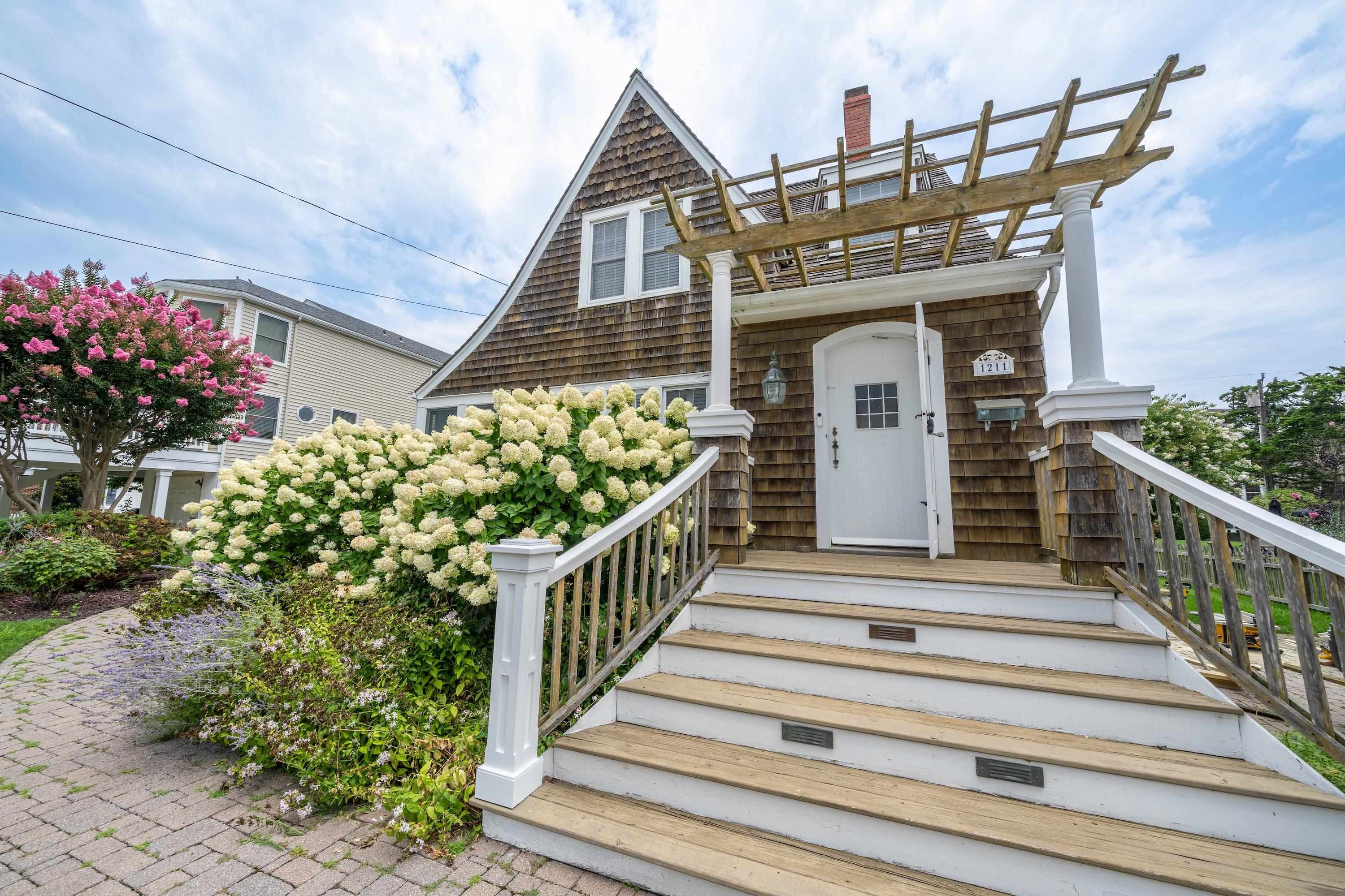 1211 New Jersey Avenue - Cape May