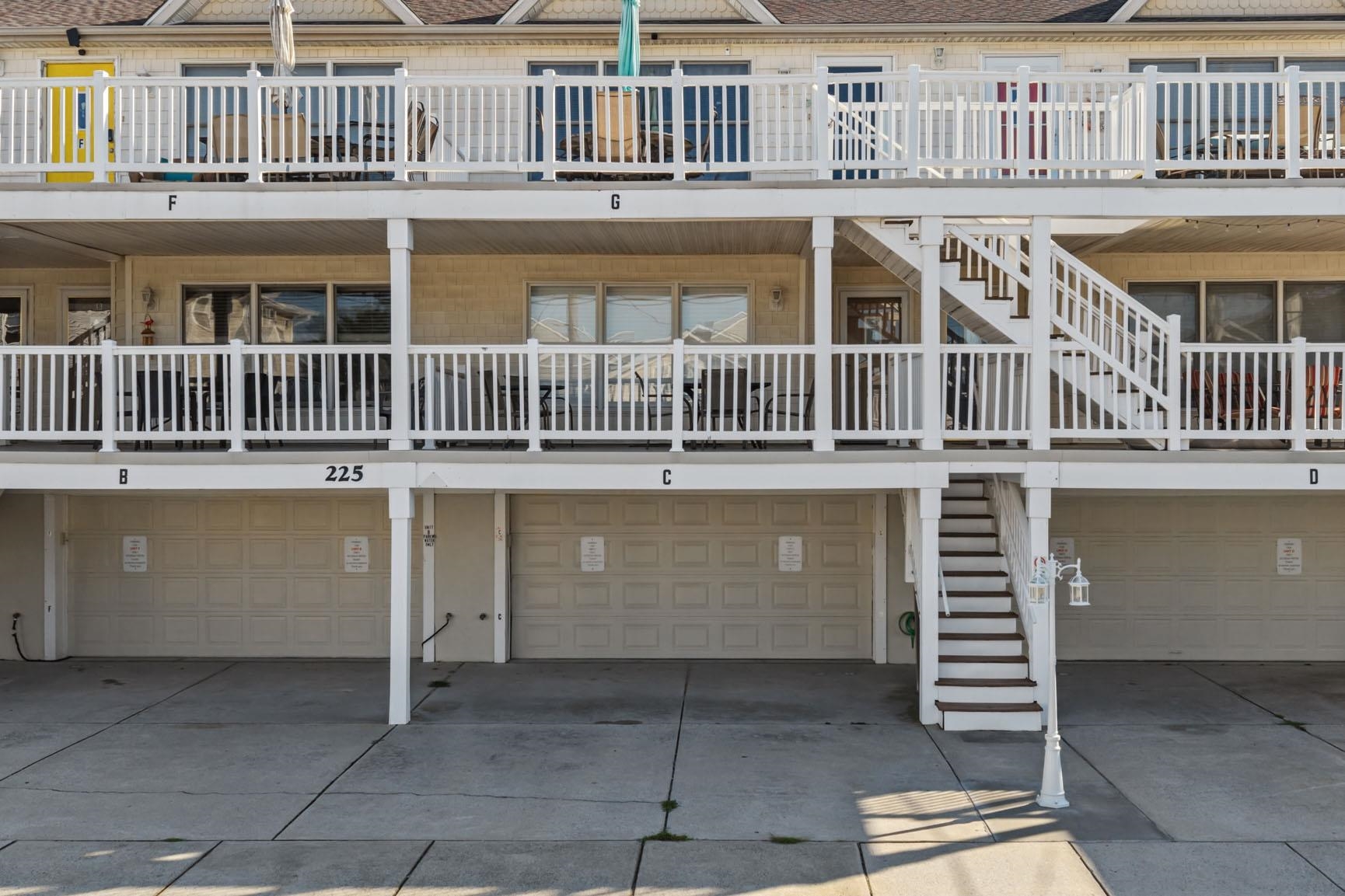 225 E Davis Avenue - Picture 27