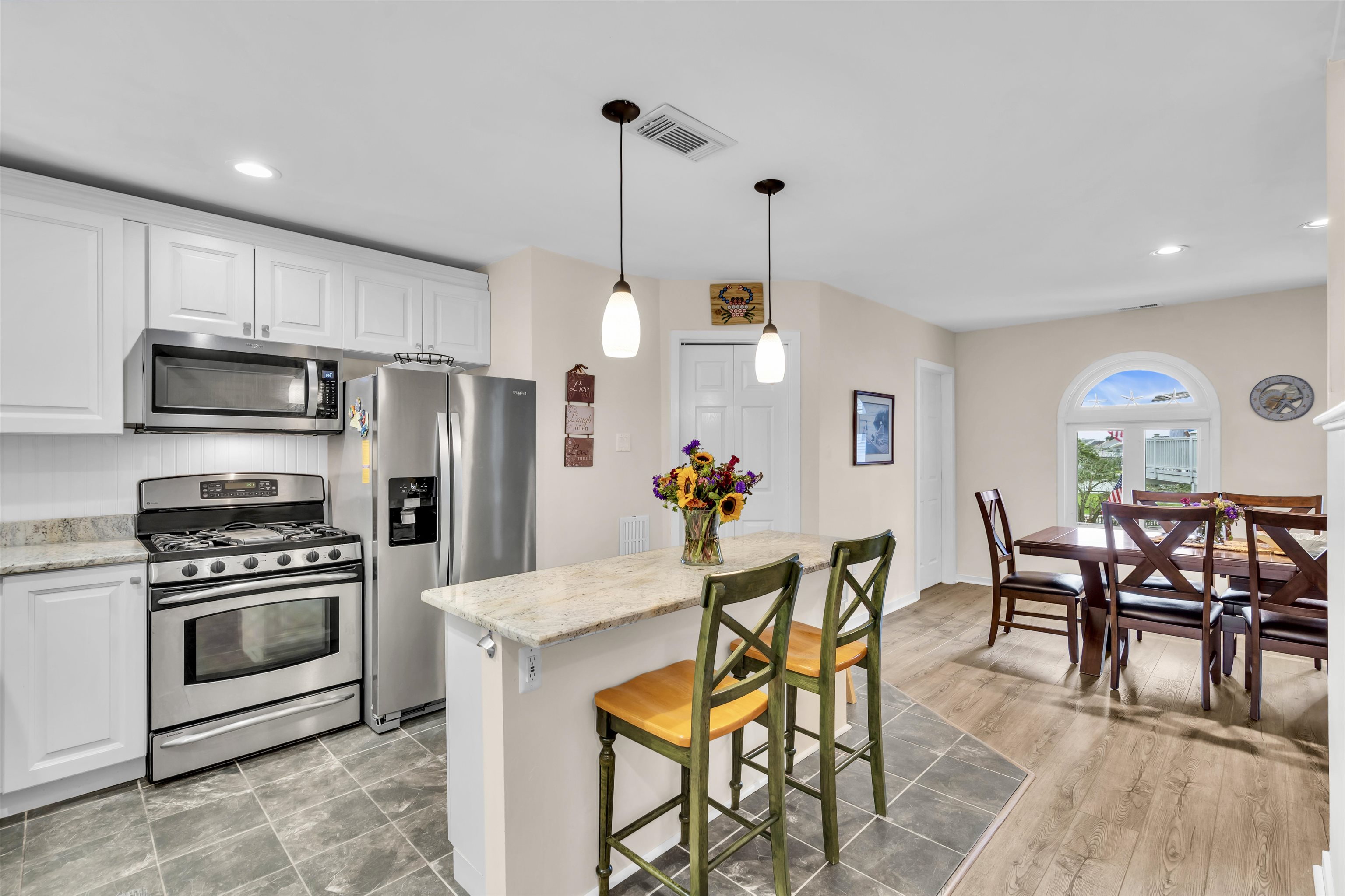 9 W 6th Street - Picture 20