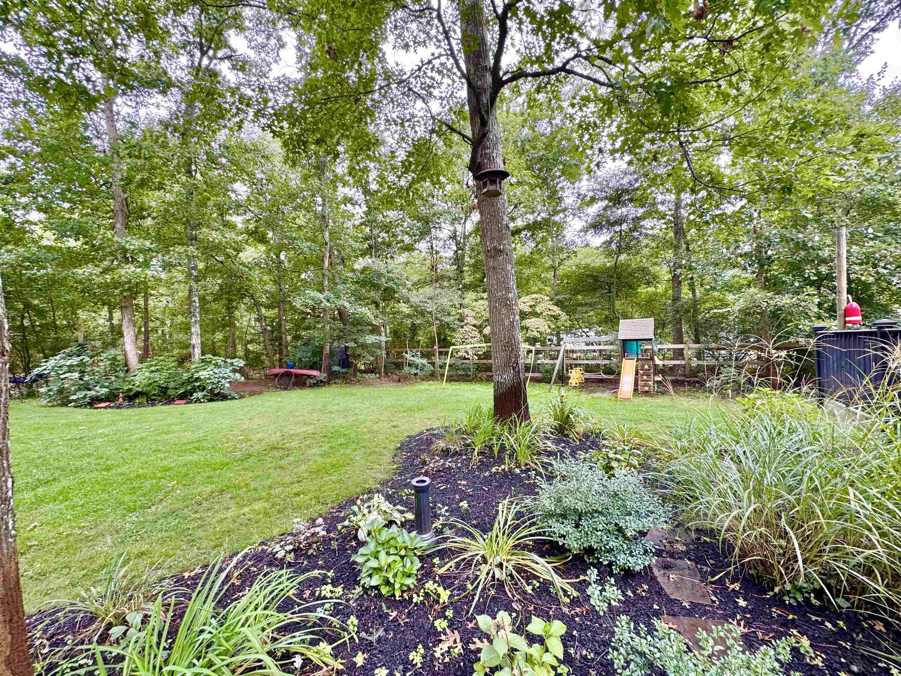 63 Somers Avenue - Picture 33