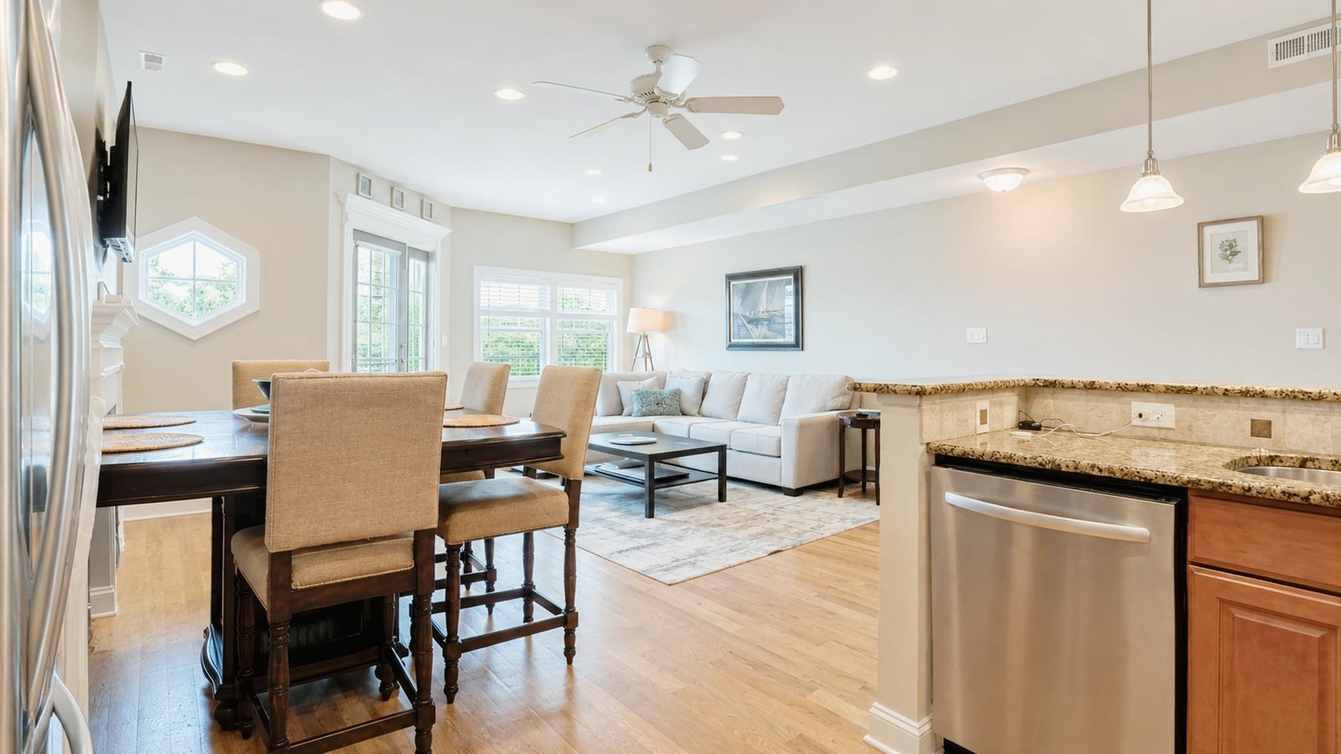 2023 Dune Drive - Picture 20