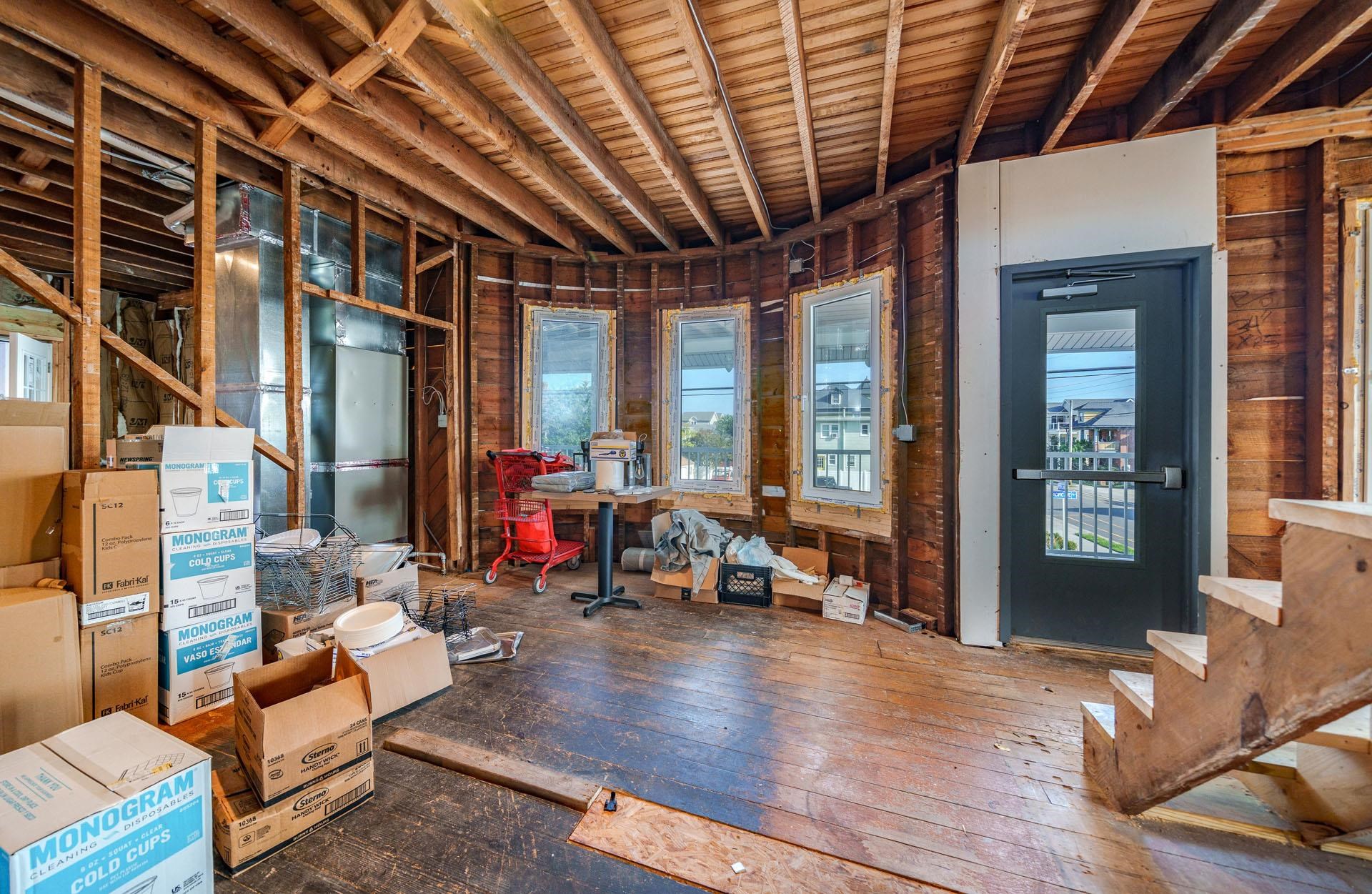 2710 Pacific Avenue - Picture 30