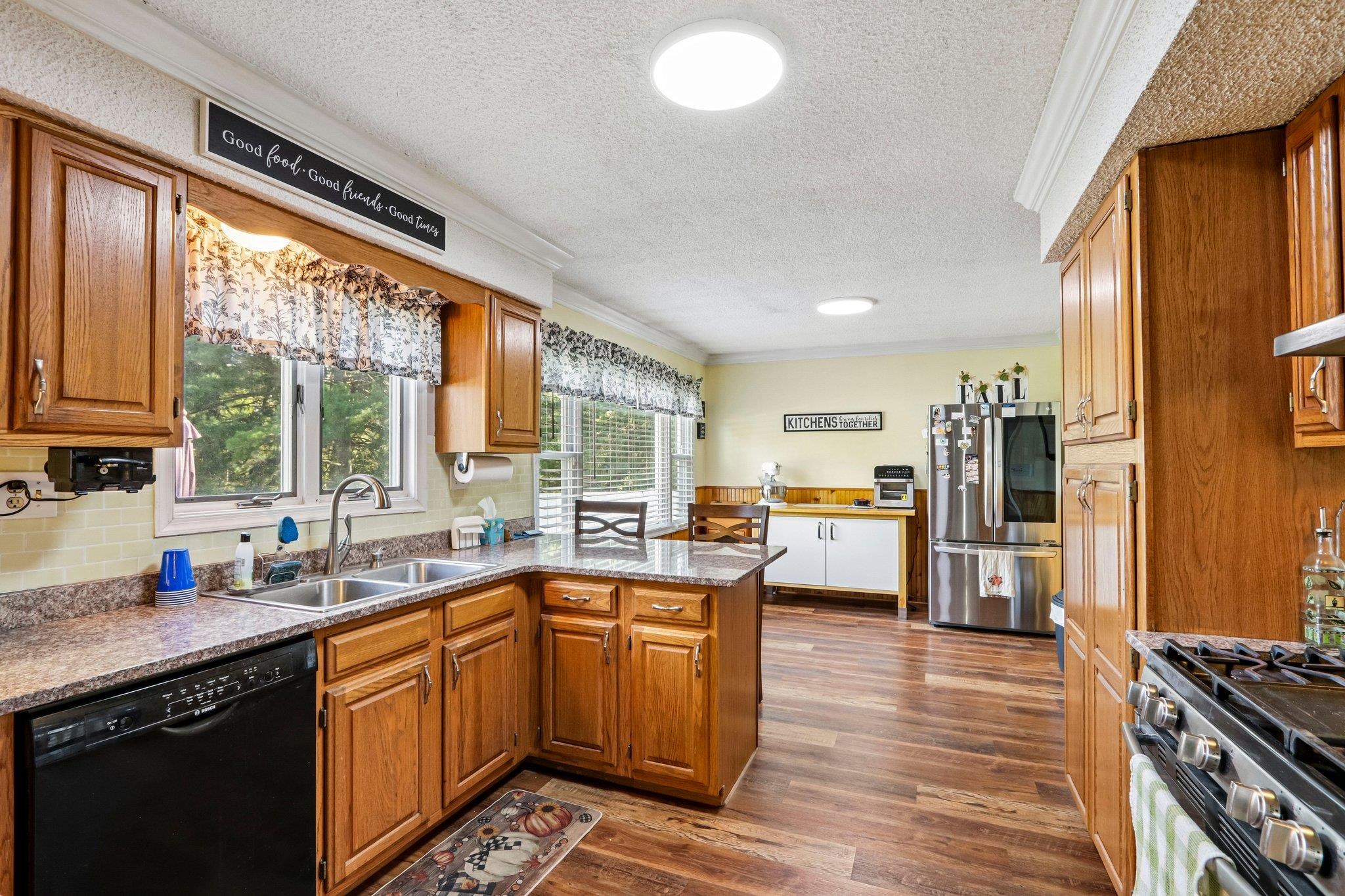 4148 Genoa Avenue - Picture 10