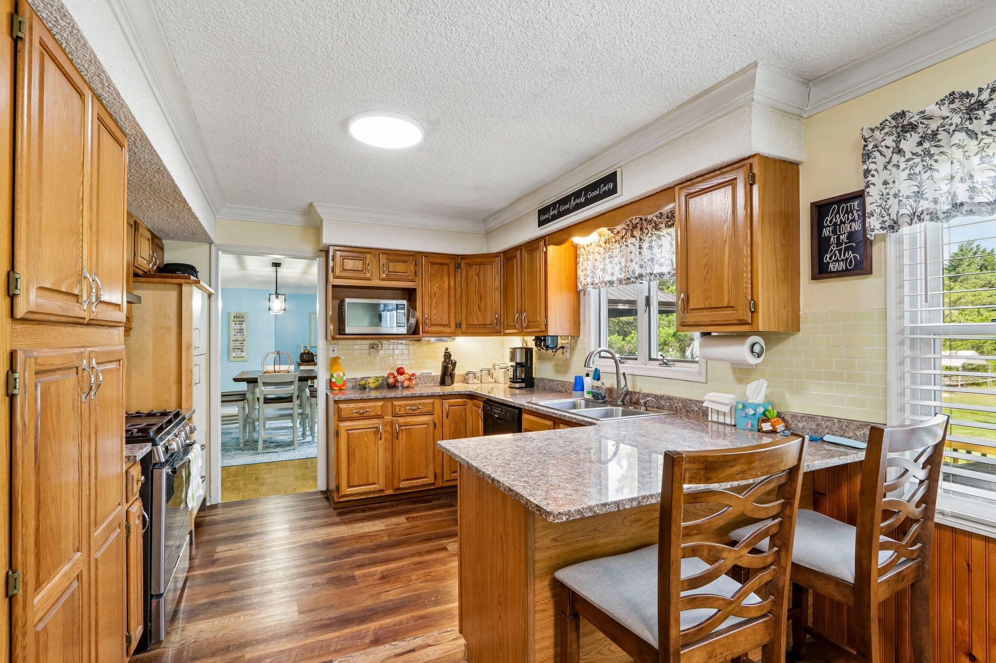 4148 Genoa Avenue - Picture 12