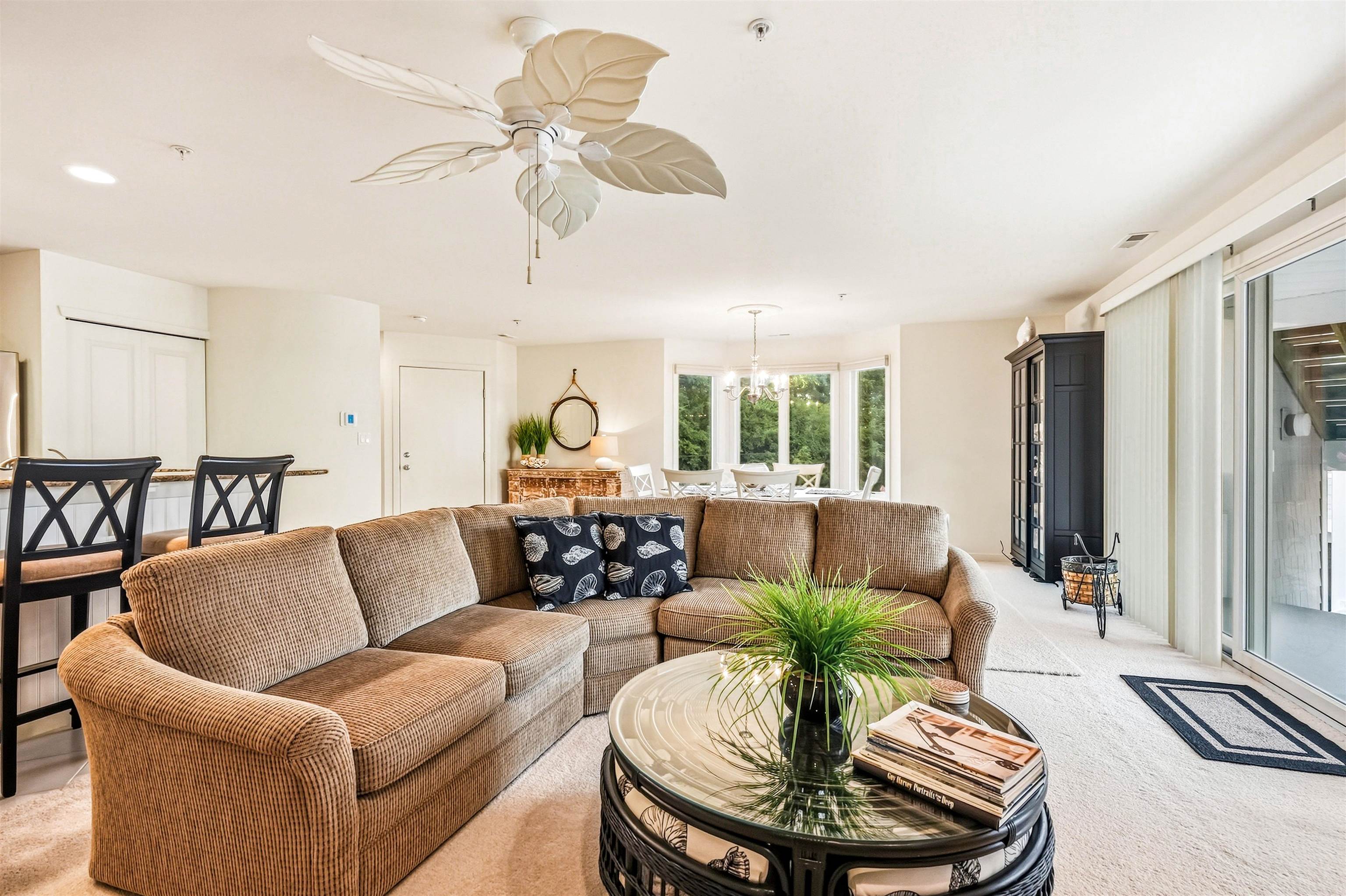 902 Ocean Drive - Picture 14
