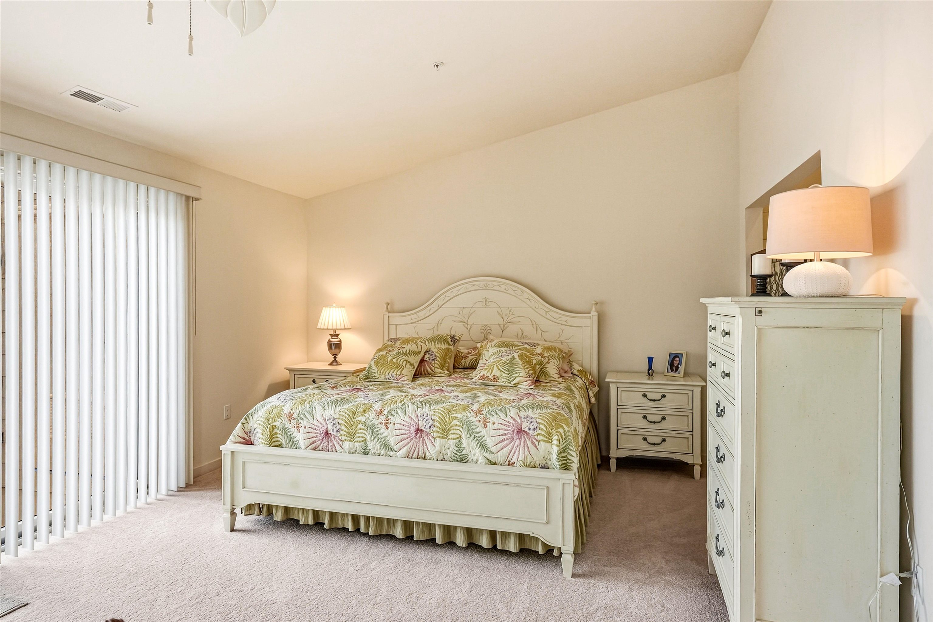 902 Ocean Drive - Picture 30