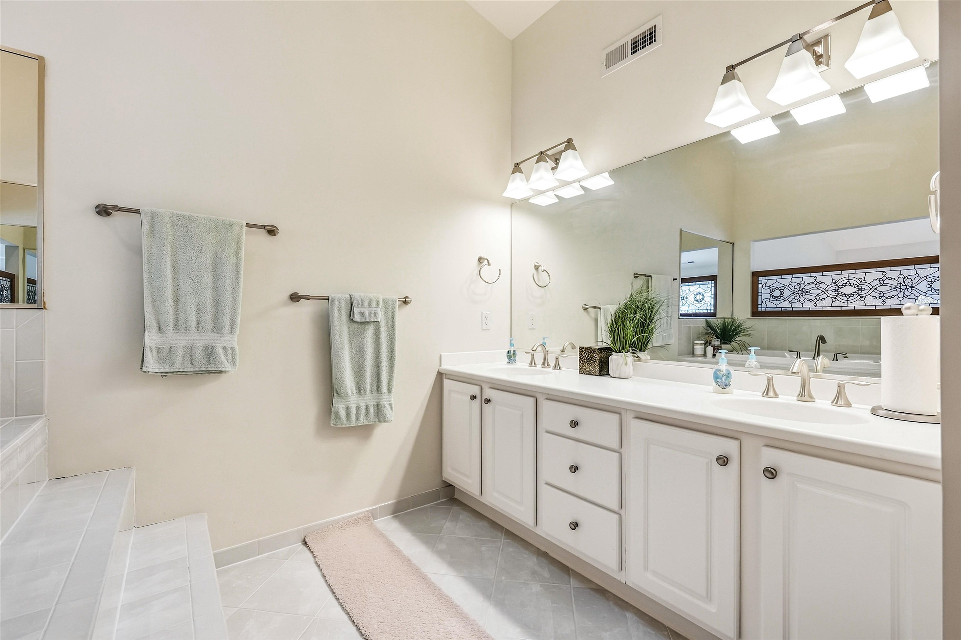 902 Ocean Drive - Picture 31