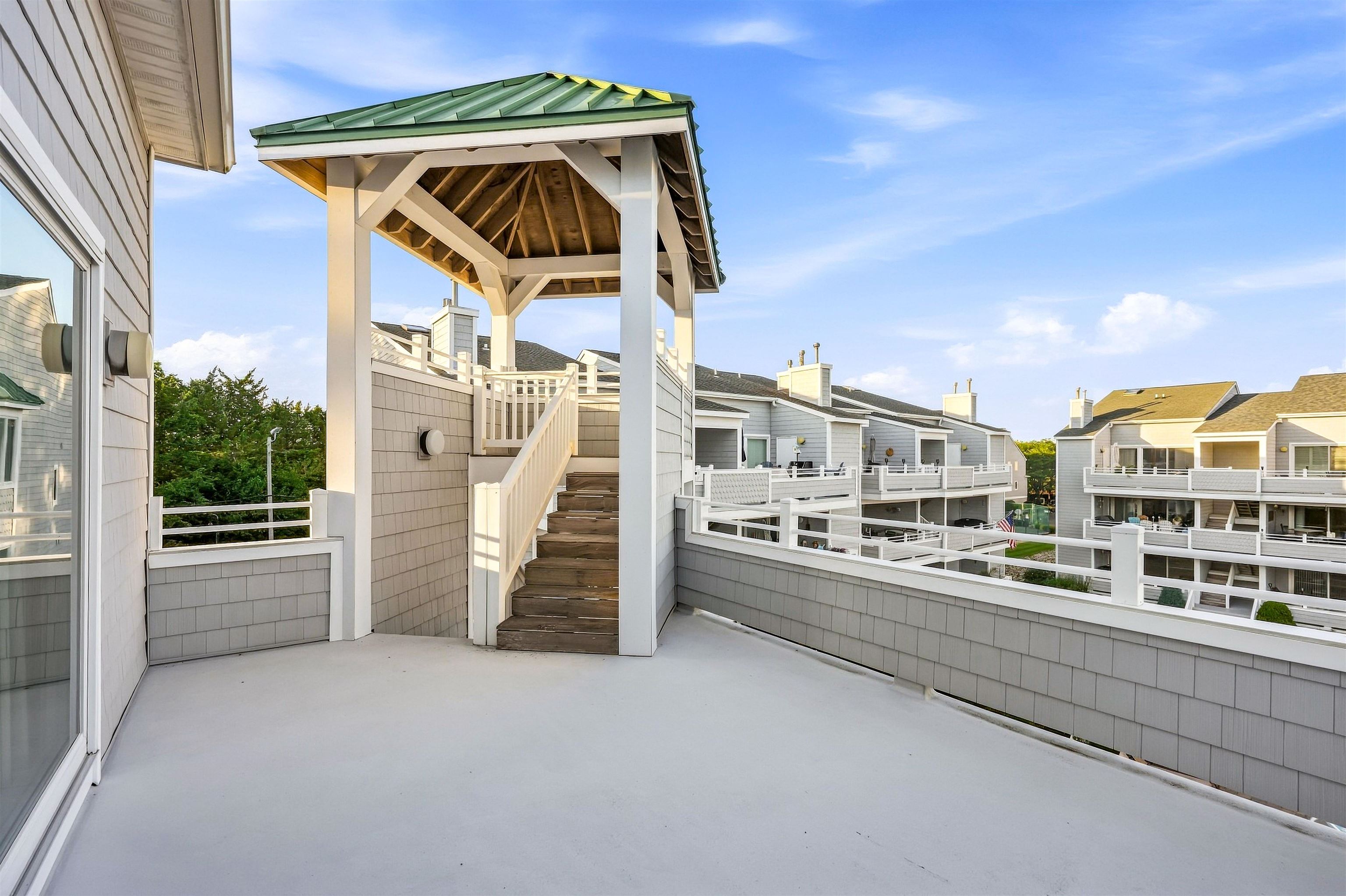 902 Ocean Drive - Picture 37