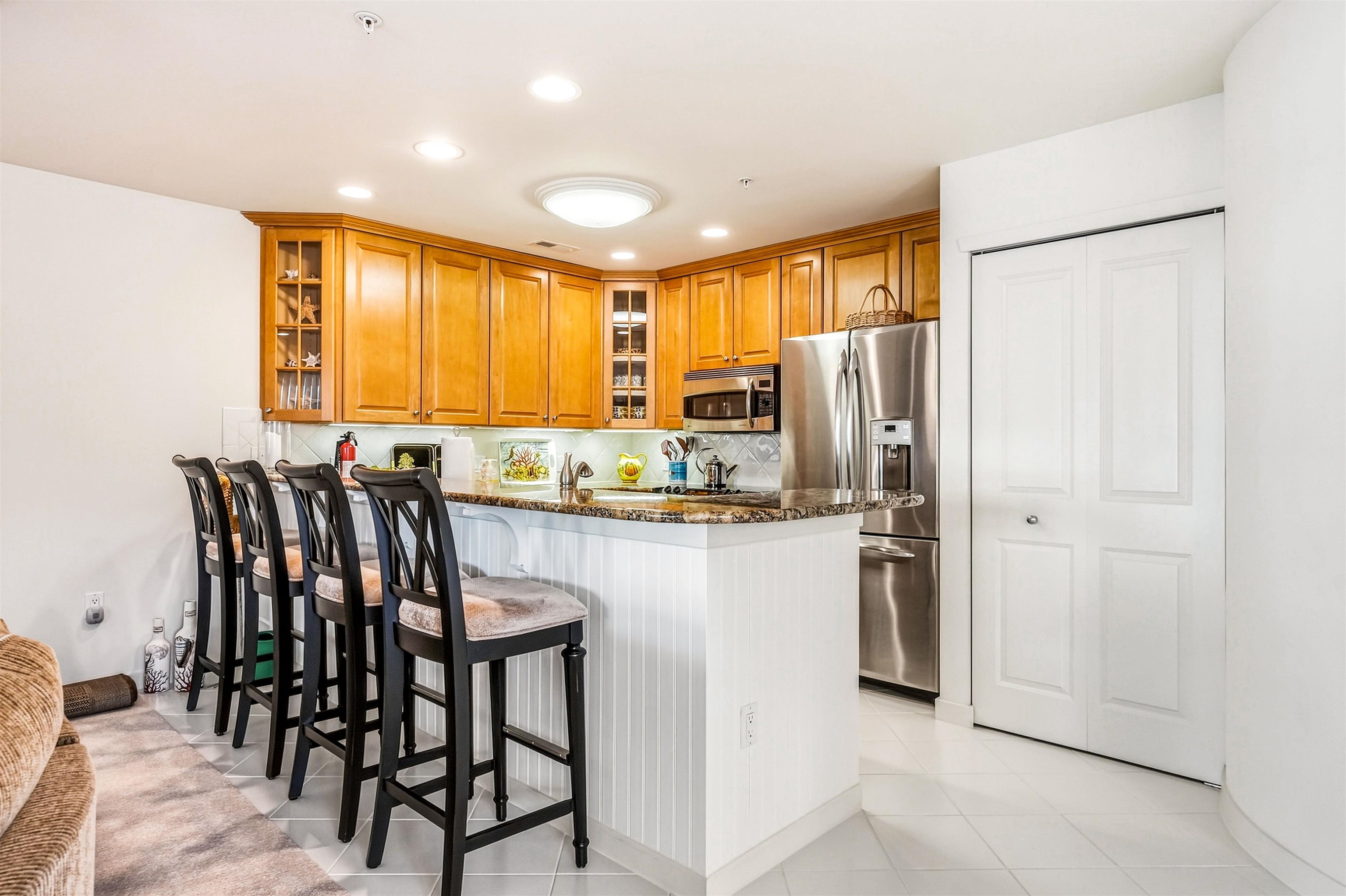 902 Ocean Drive - Picture 8