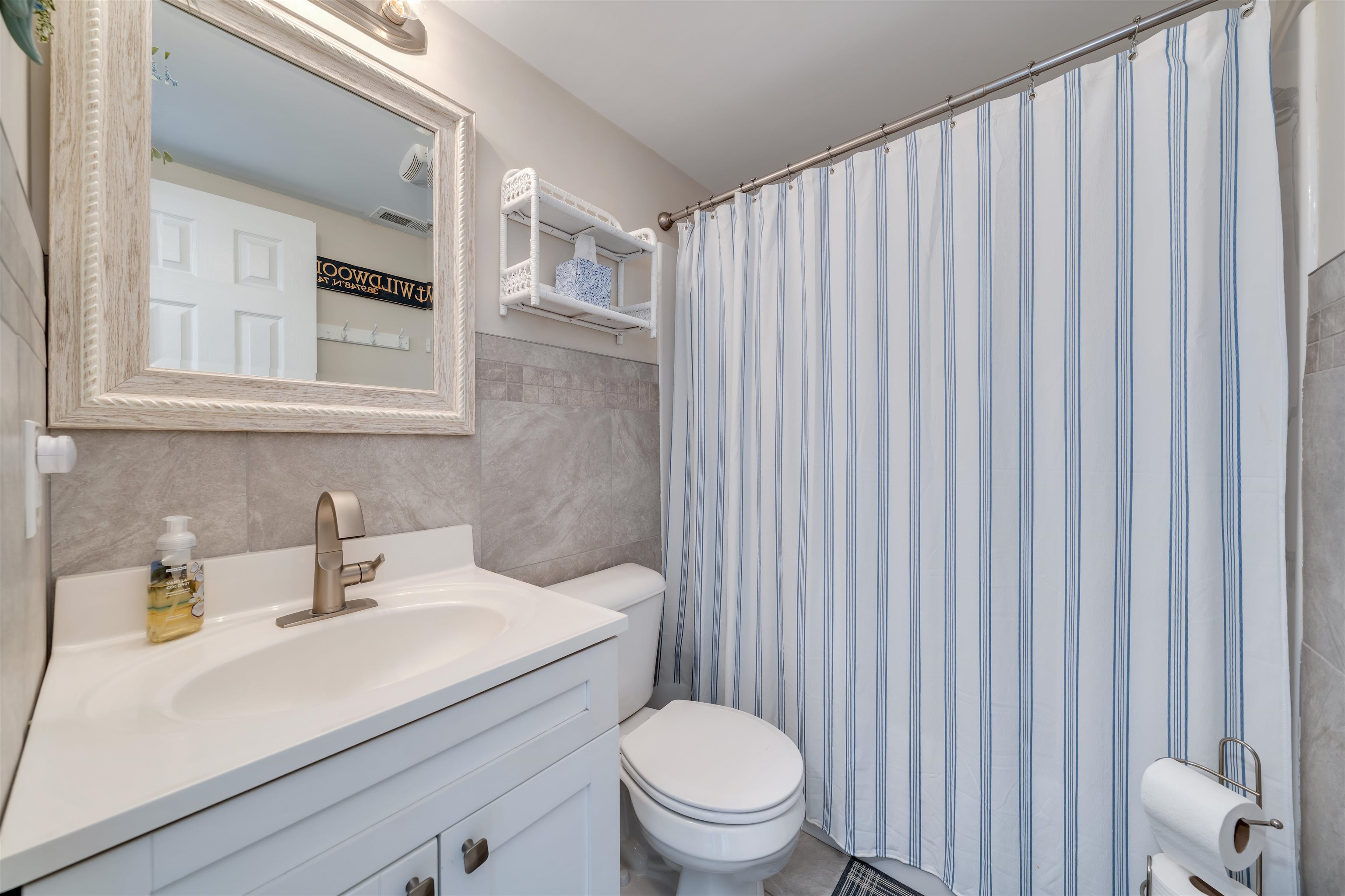 303 E Syracuse Road - Picture 16