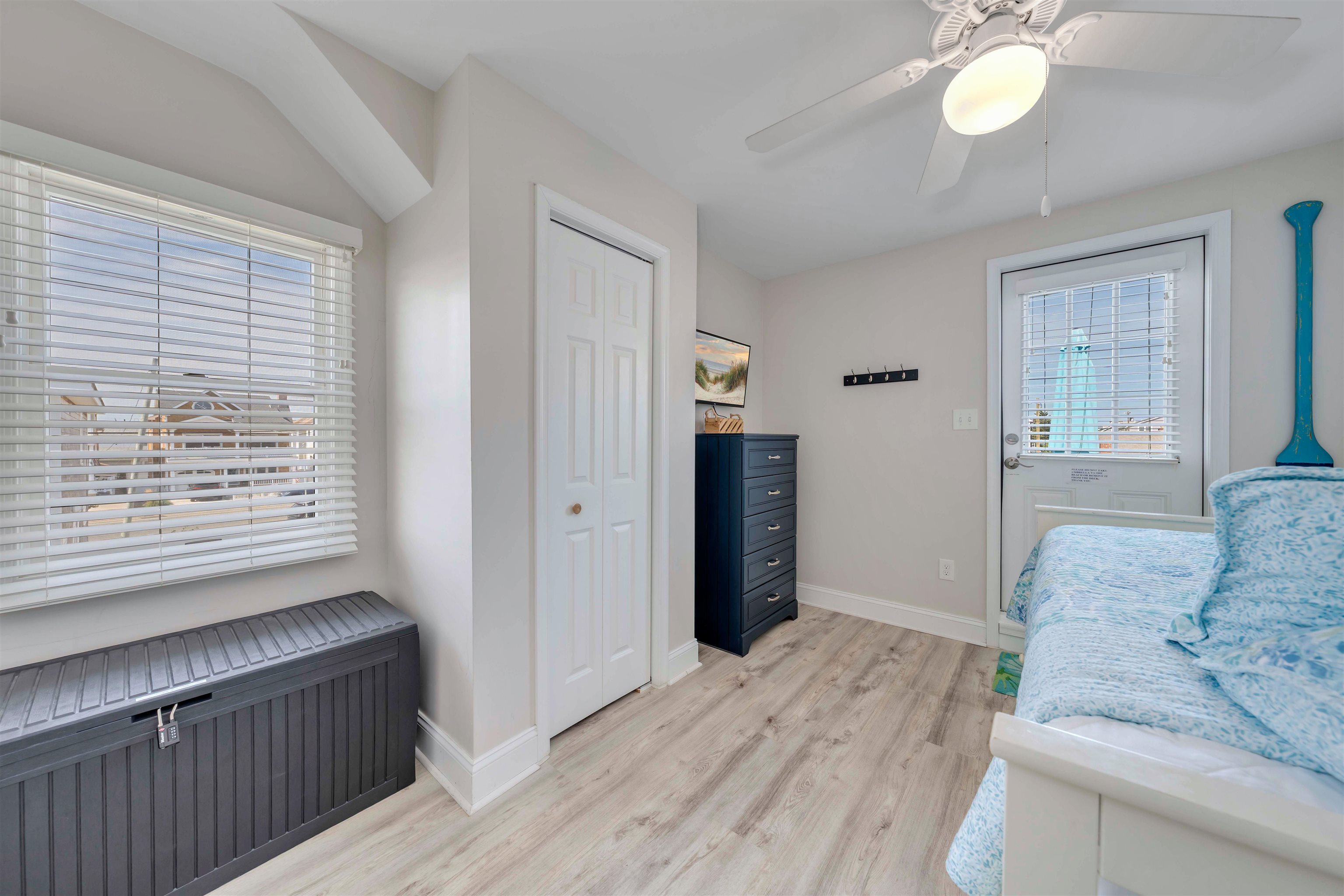 303 E Syracuse Road - Picture 26