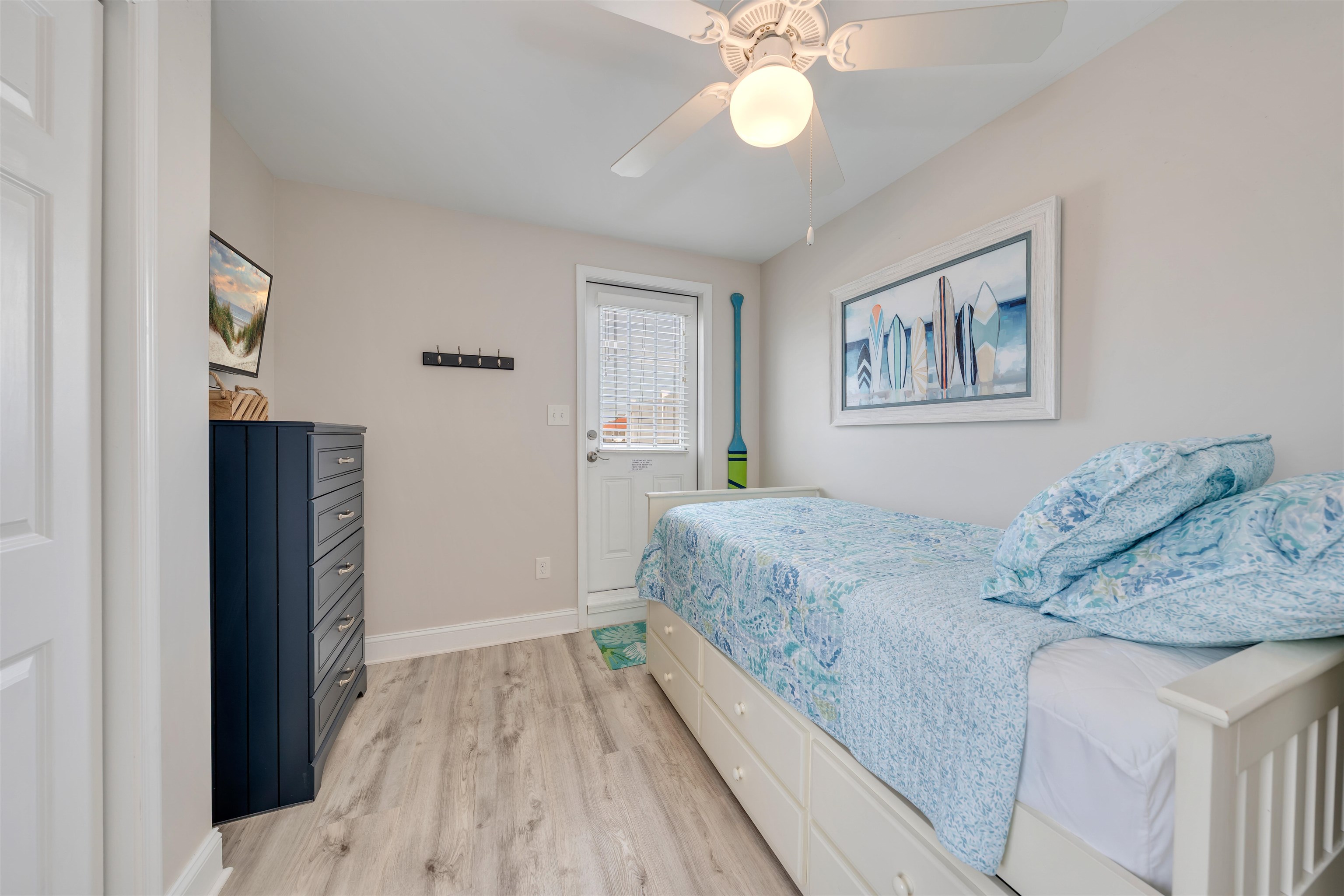 303 E Syracuse Road - Picture 27