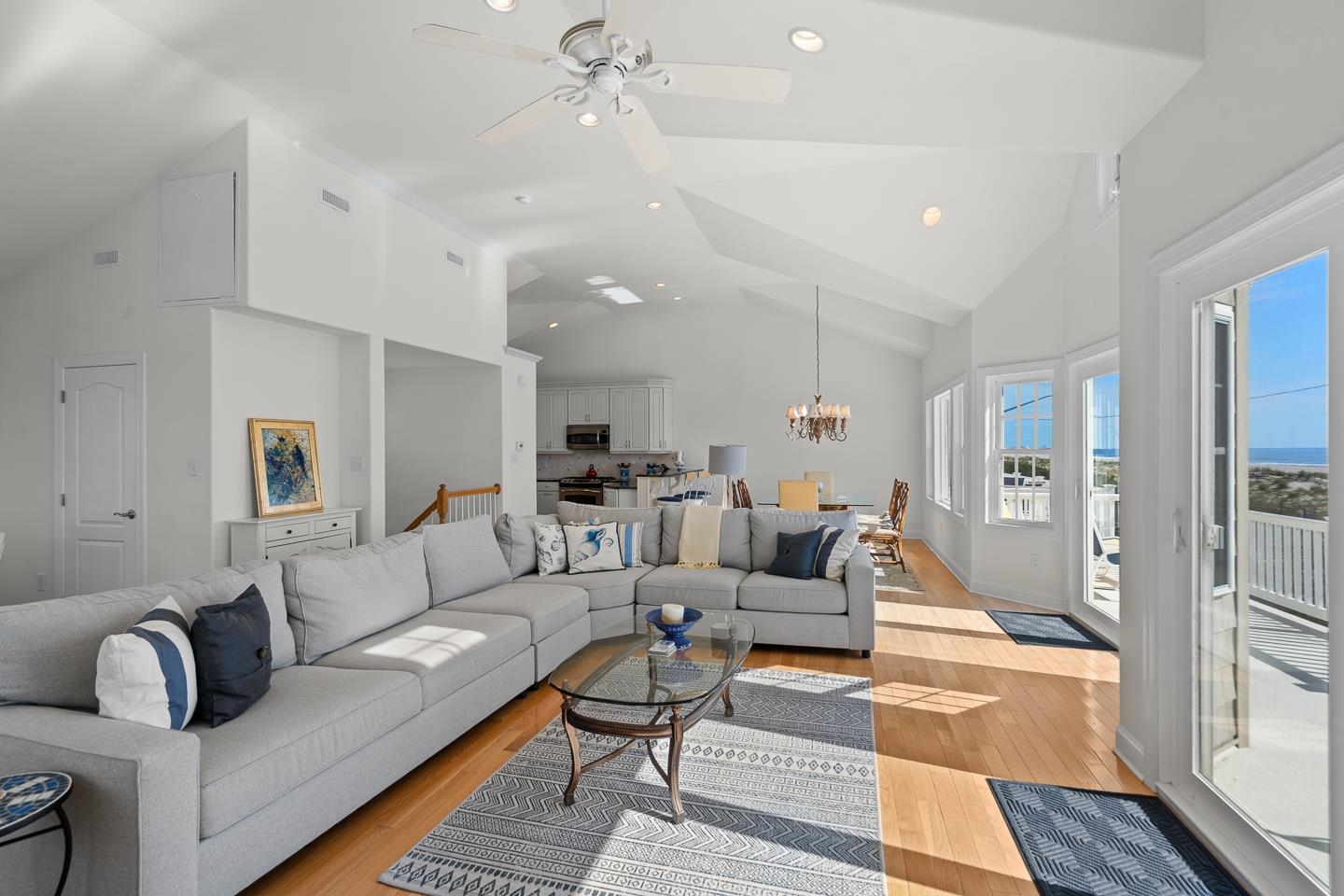 10 56th Street South