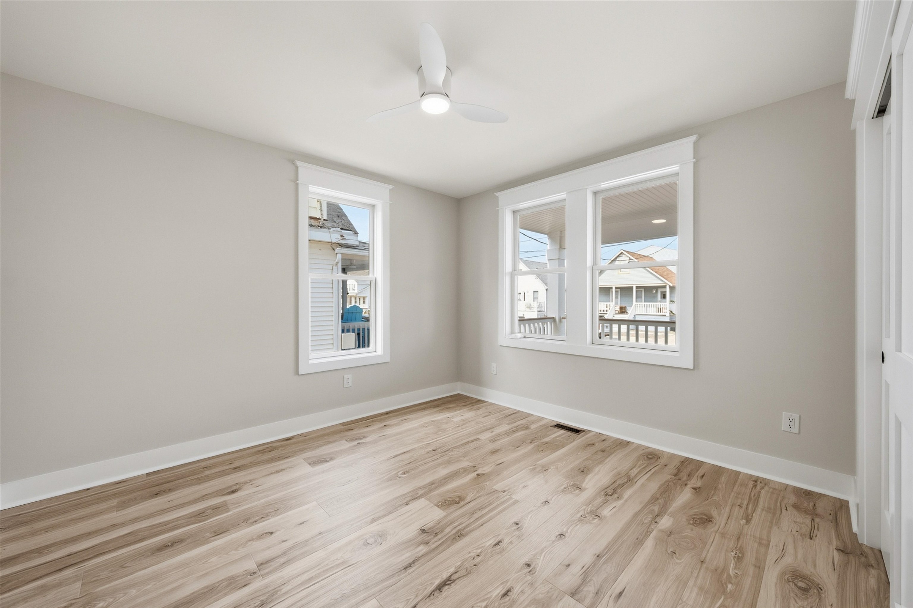 118 E Stanton - Picture 27