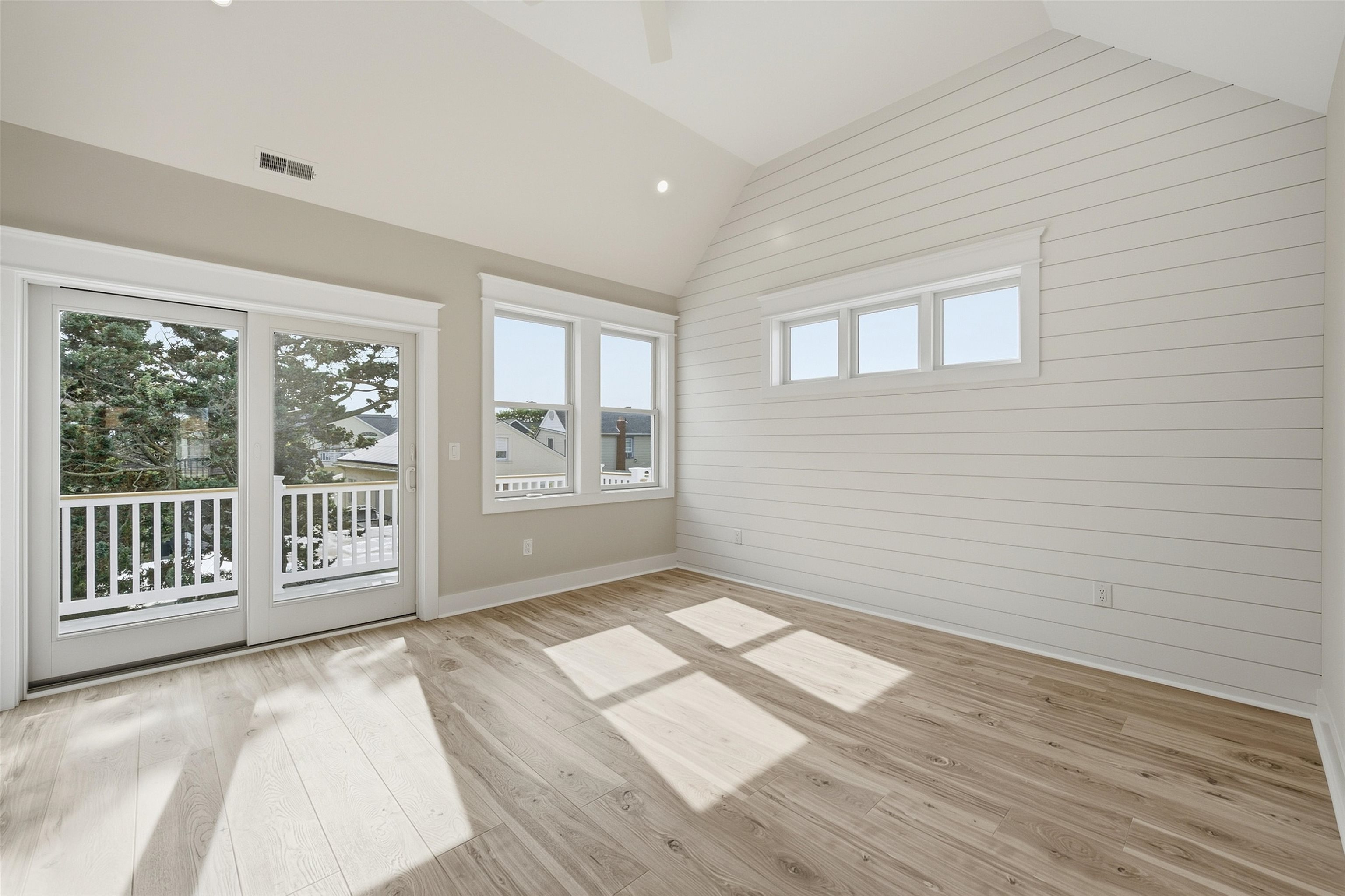 118 E Stanton - Picture 35