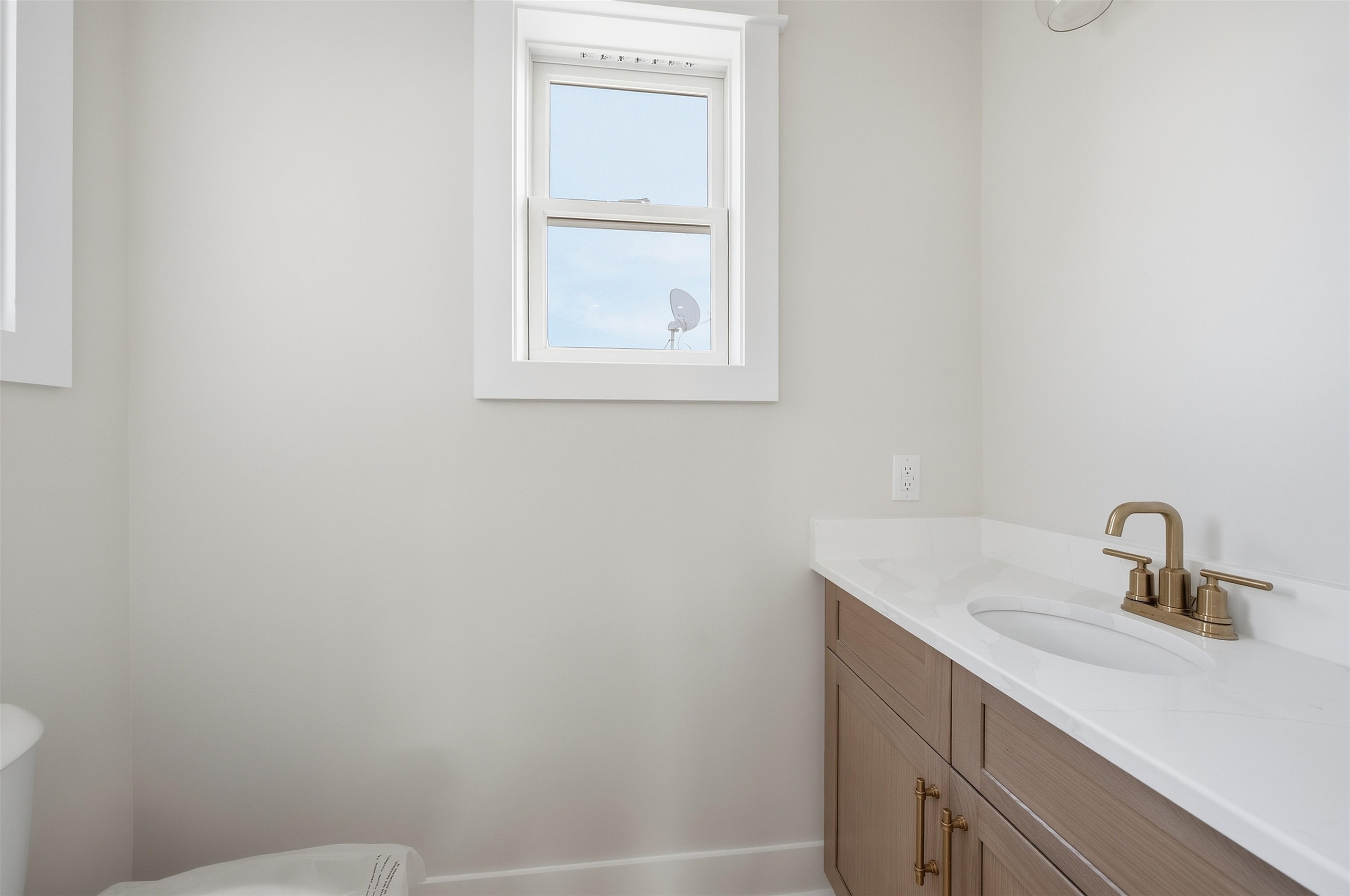 118 E Stanton - Picture 44
