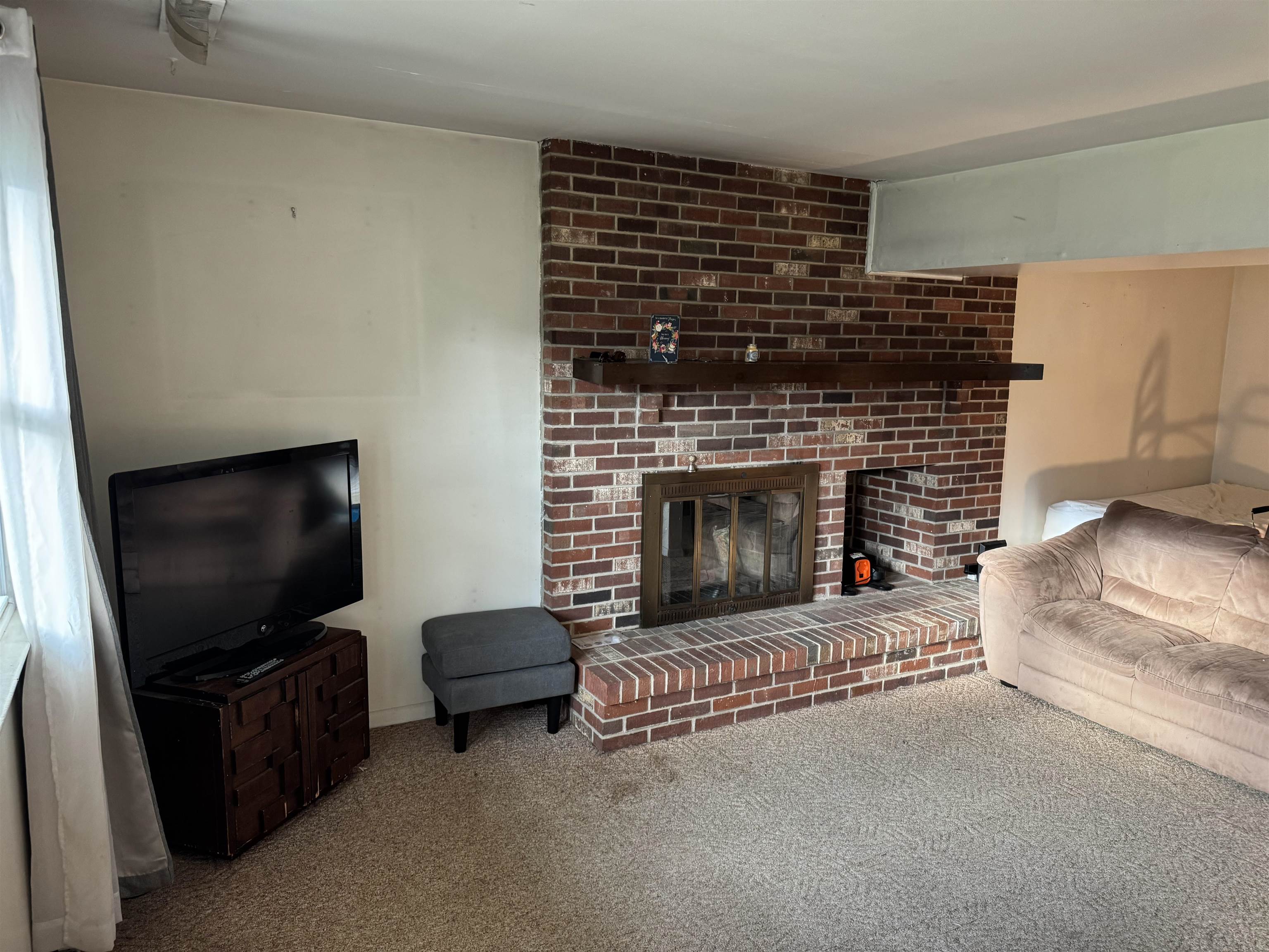 10 Duchess Avenue - Picture 2