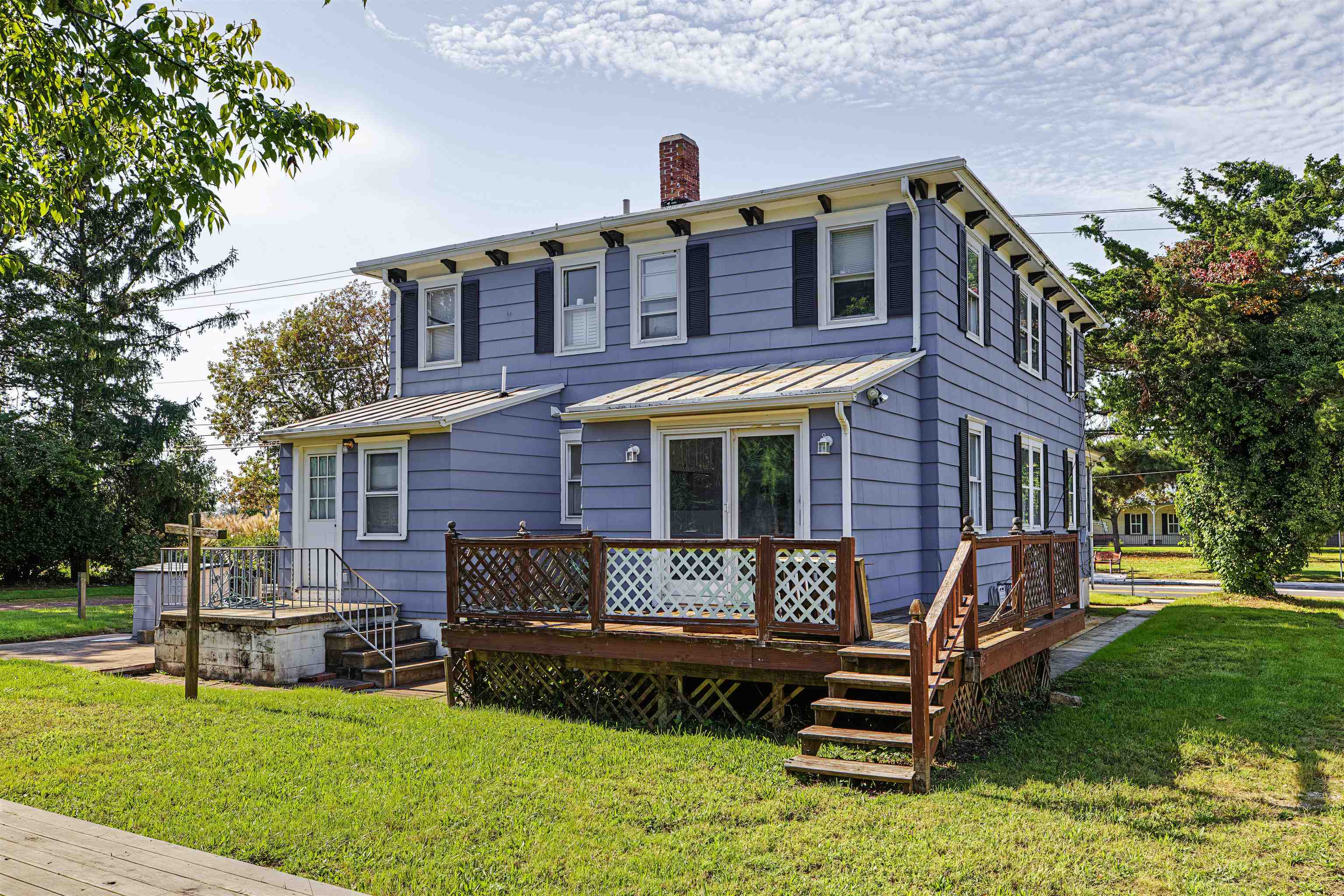 916 Lafayette Street