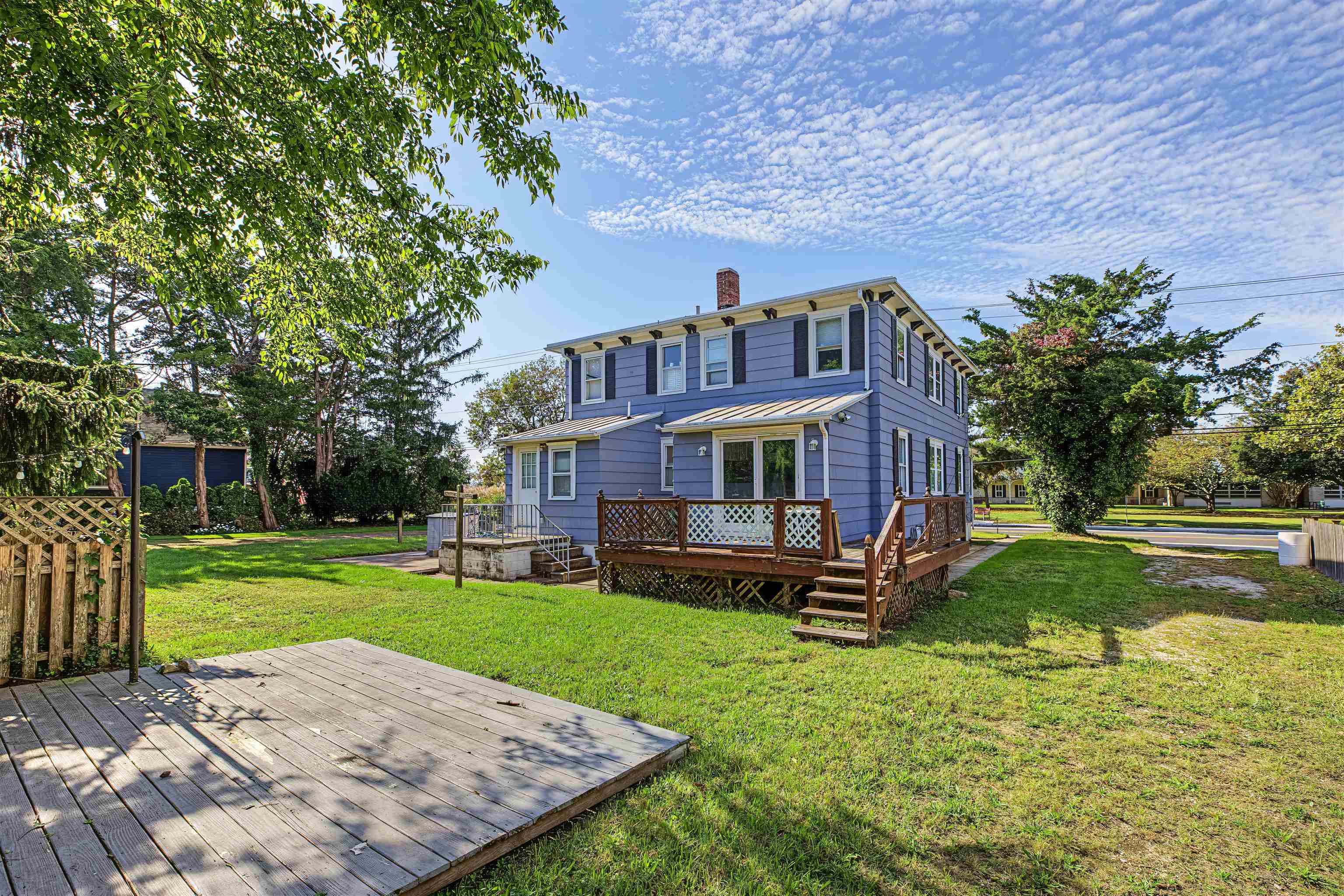 916 Lafayette Street