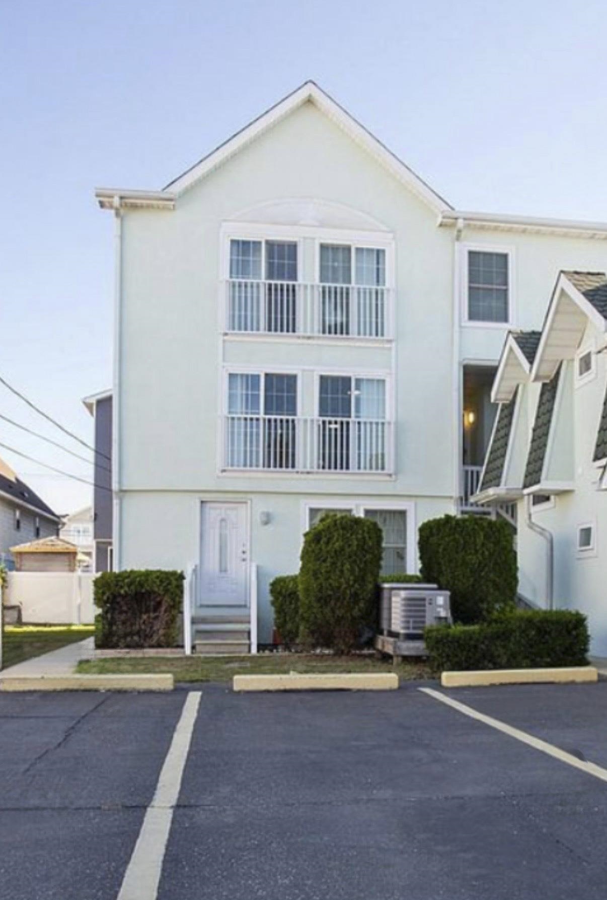 213 E Hand Avenue - Wildwood
