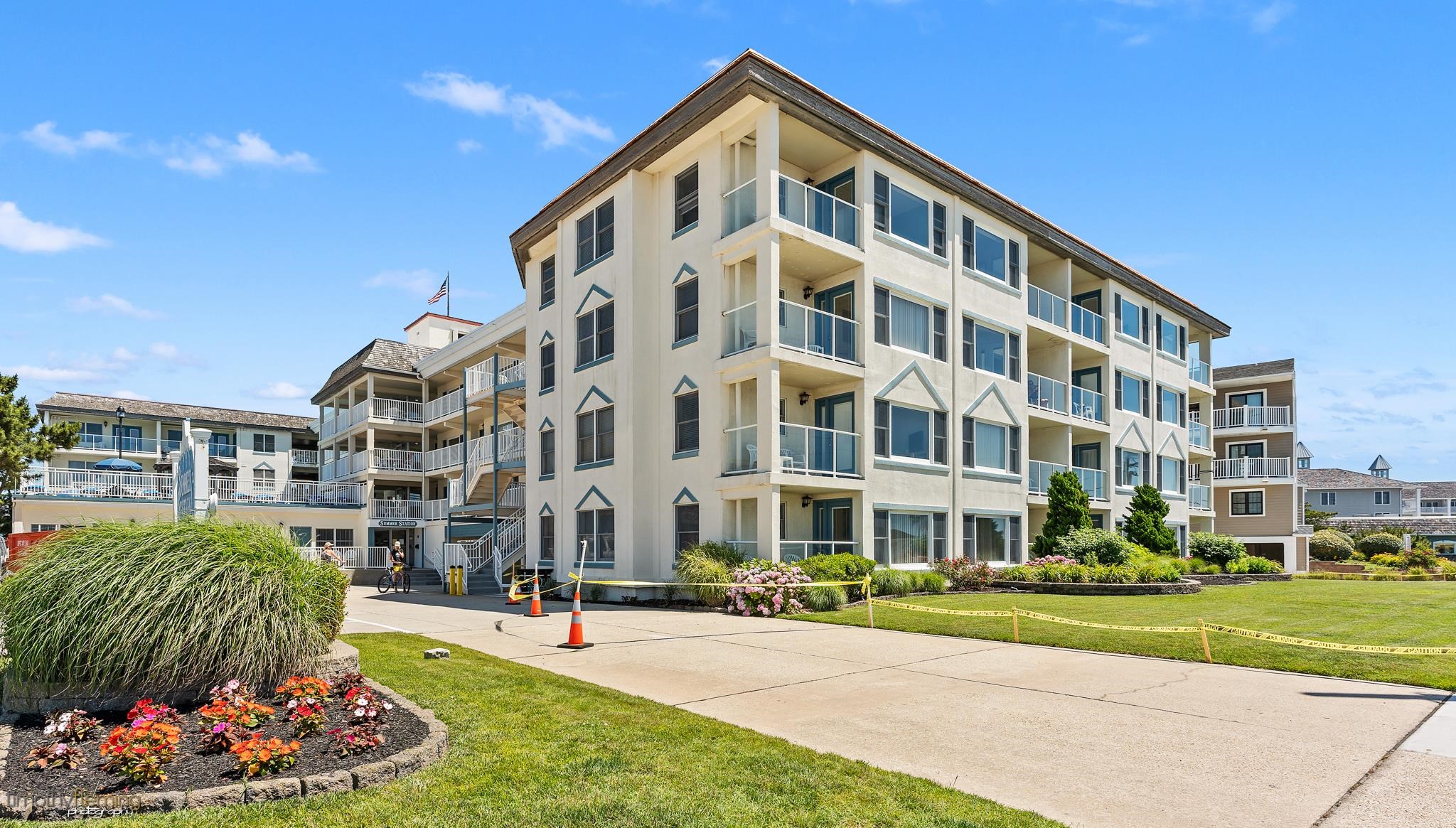 217 Beach Avenue - Picture 24