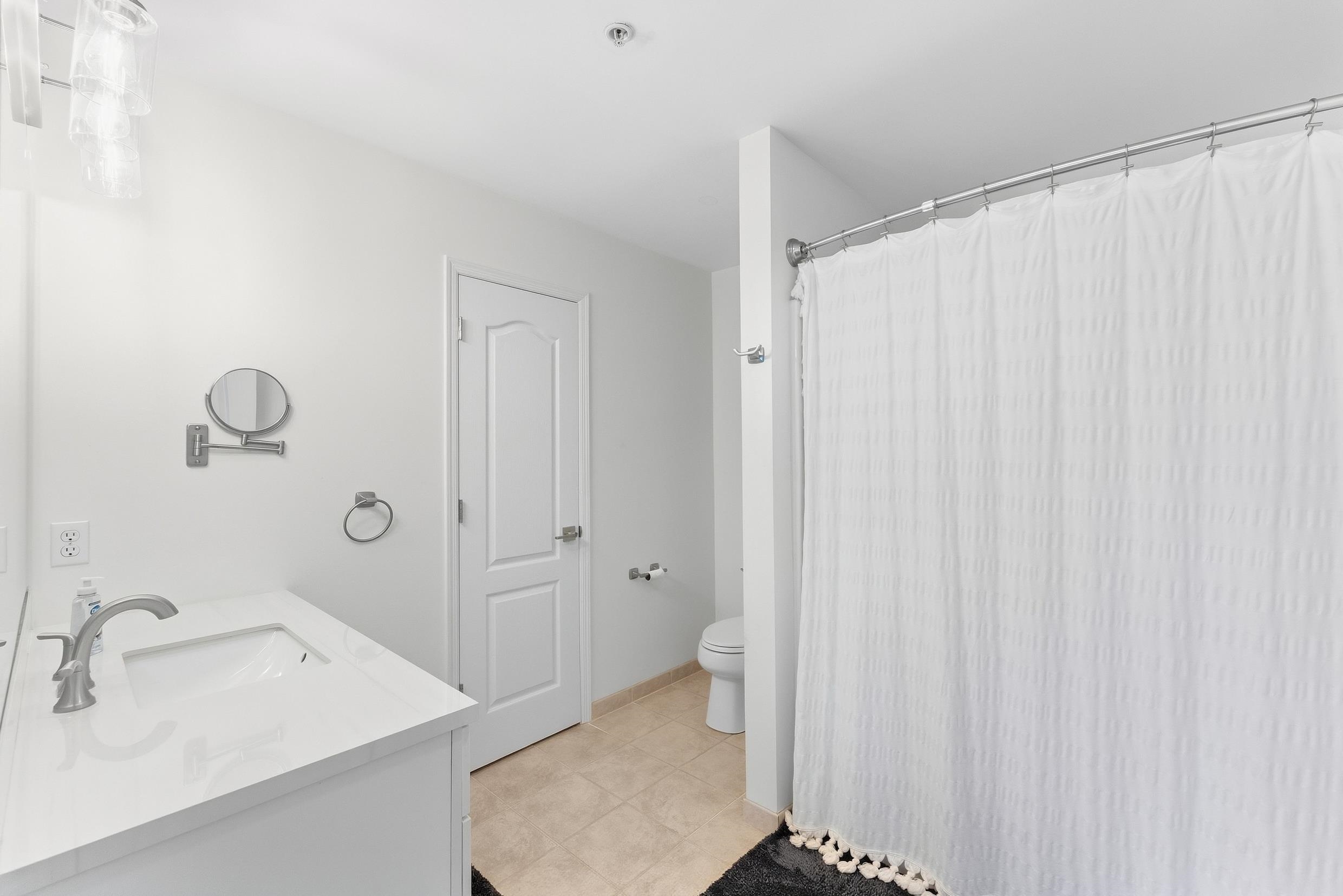 301 E Rochester Avenue - Picture 14