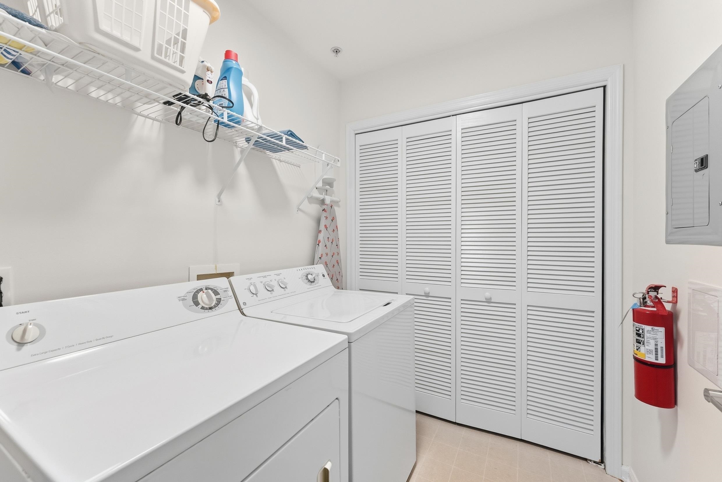 301 E Rochester Avenue - Picture 18