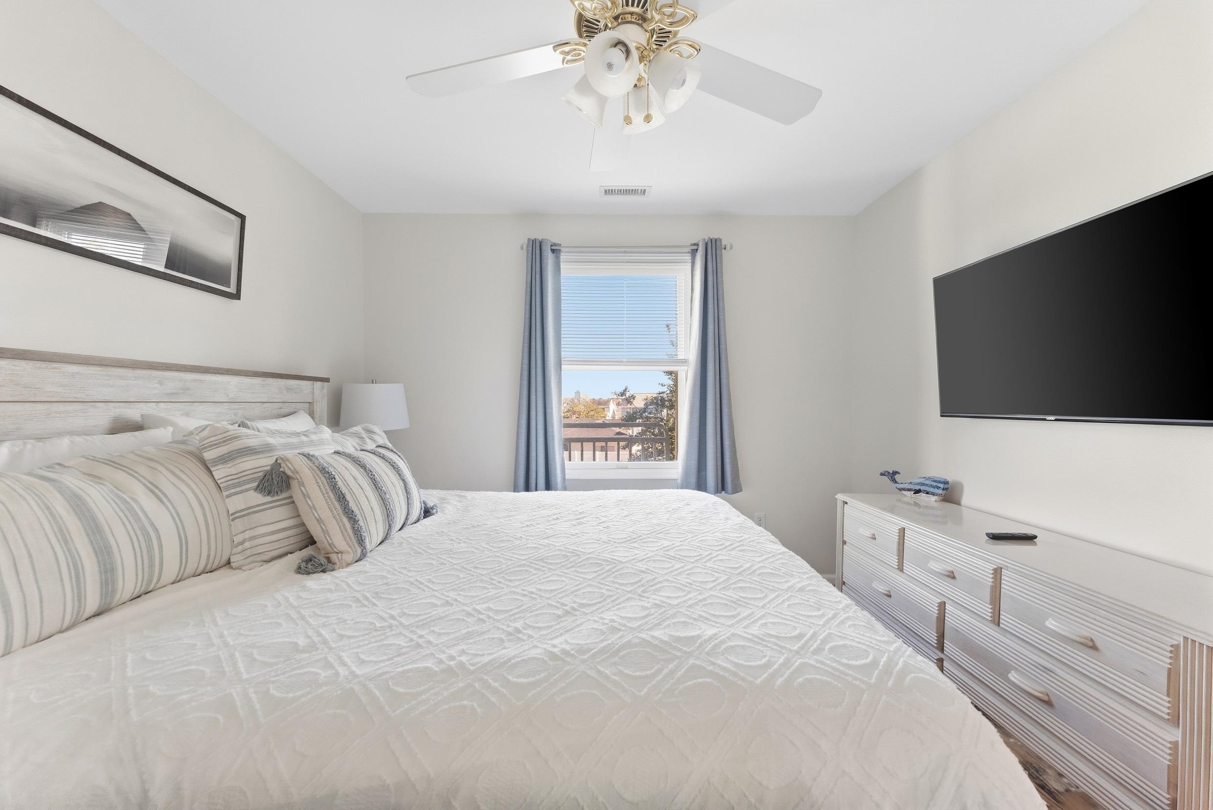 301 E Rochester Avenue - Picture 19