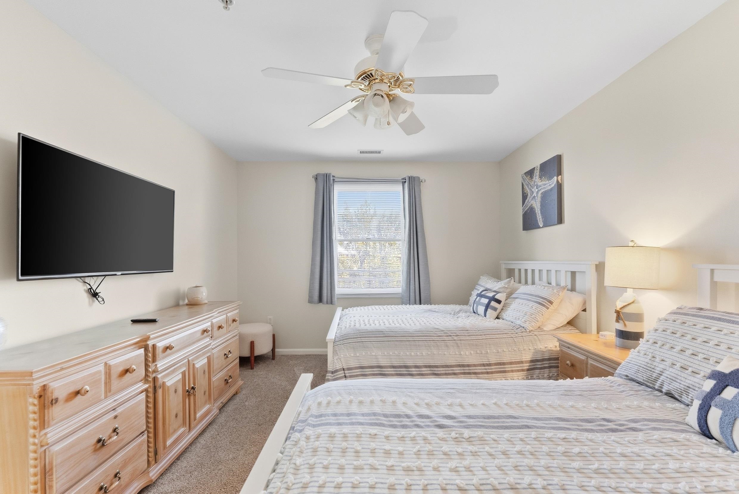 301 E Rochester Avenue - Picture 24