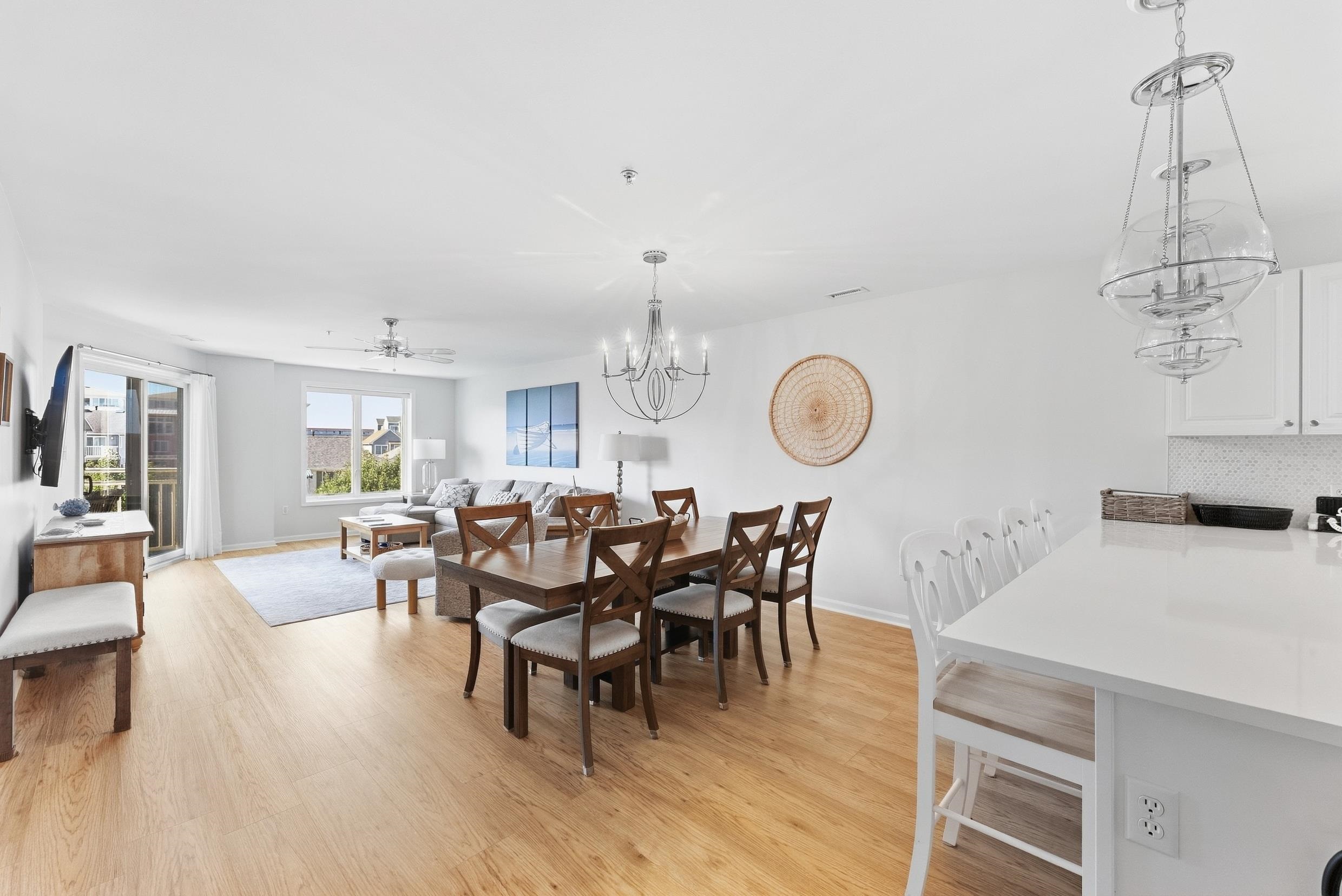 301 E Rochester Avenue - Picture 6