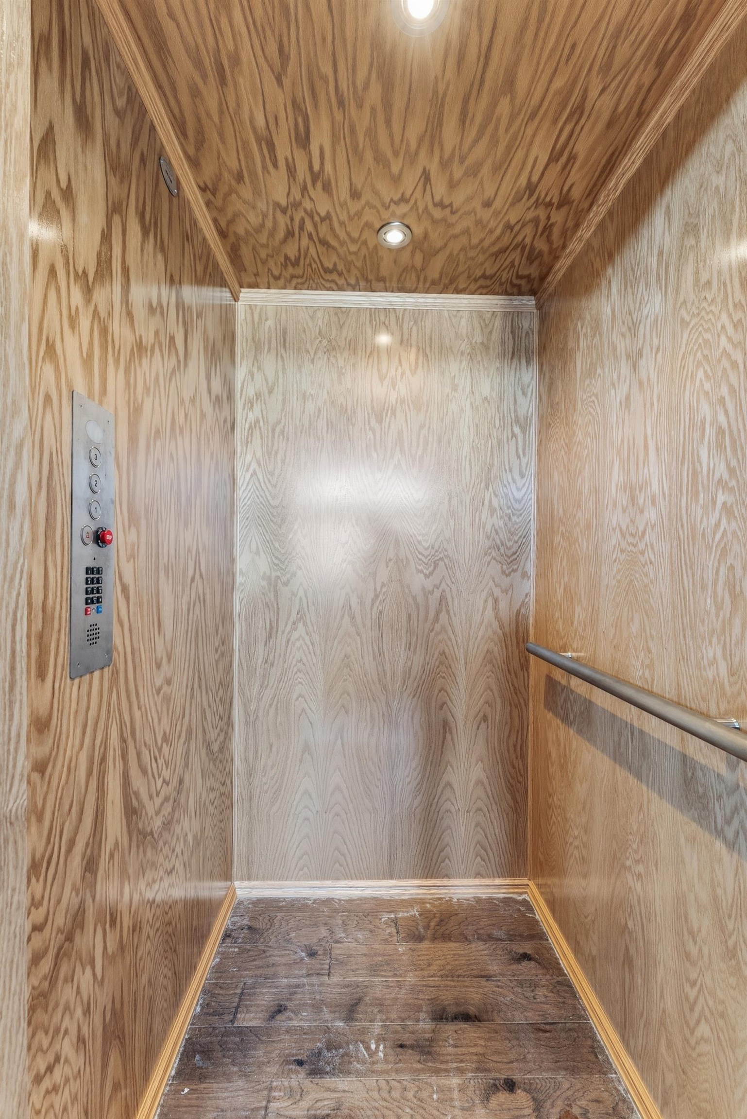 114 77th Street West unit - Picture 42