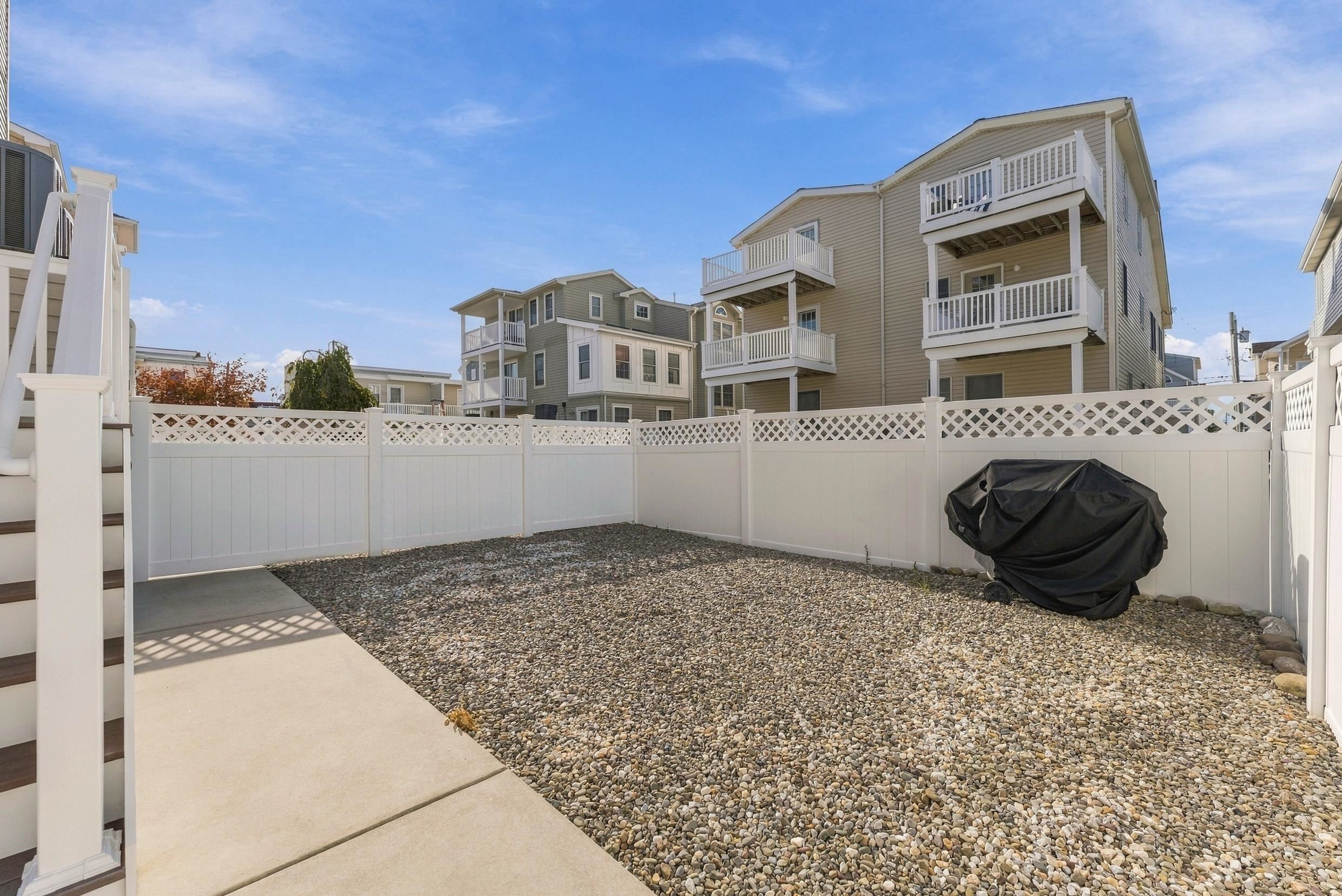114 77th Street West unit - Picture 45