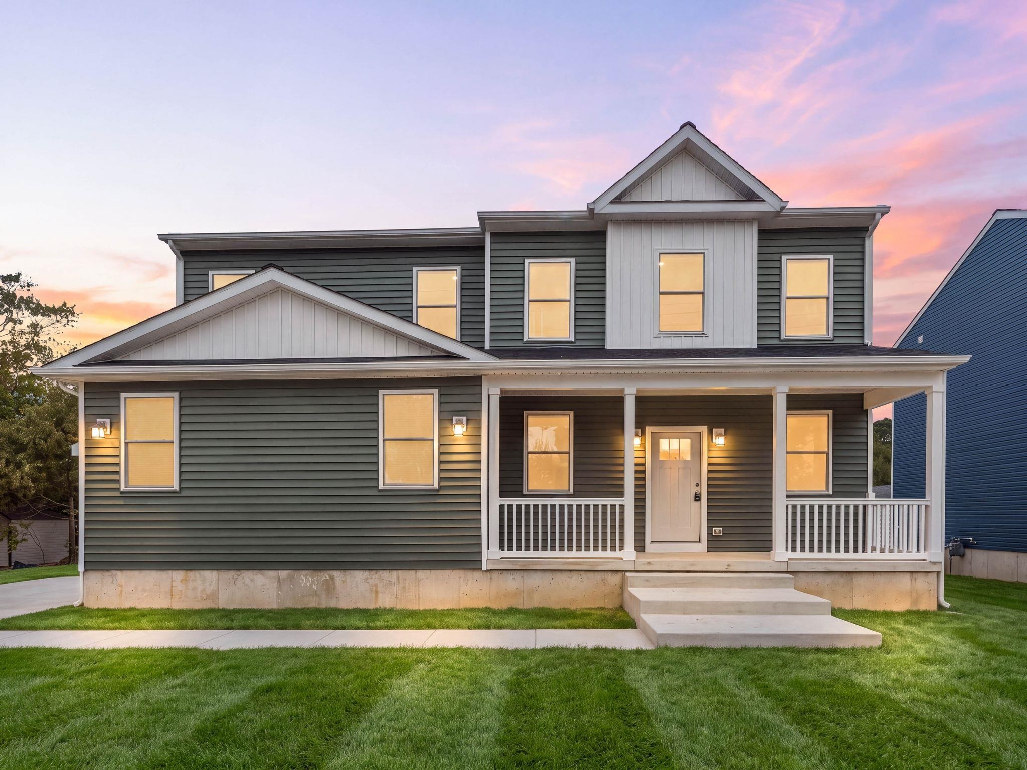  203 E Bates Avenue - Villas