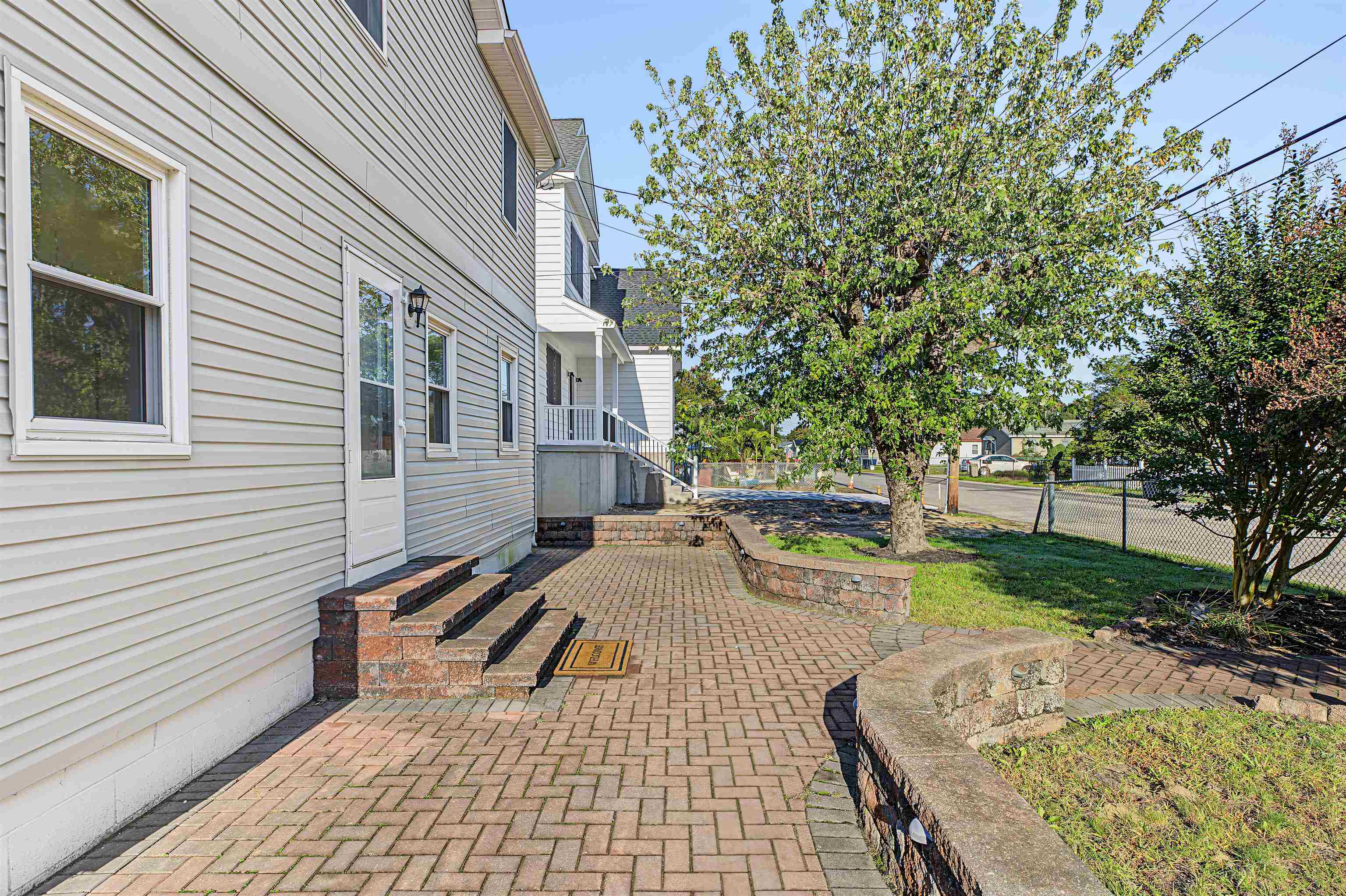 144 Kentucky Avenue - Picture 1